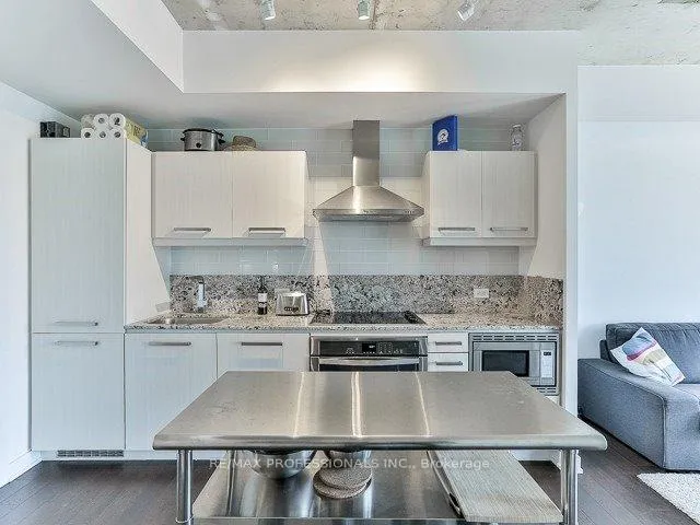 Photo 9 of Unit 1006, 15 Beverley Street, Toronto, Kensington-Chinatown — HOMEH