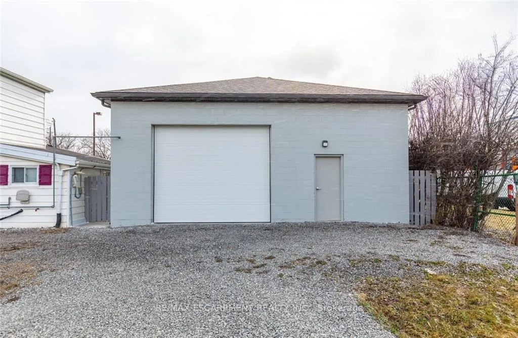 Photo 3 of 355 Jones Road, Hamilton, Stoney Creek Industrial — HOMEH