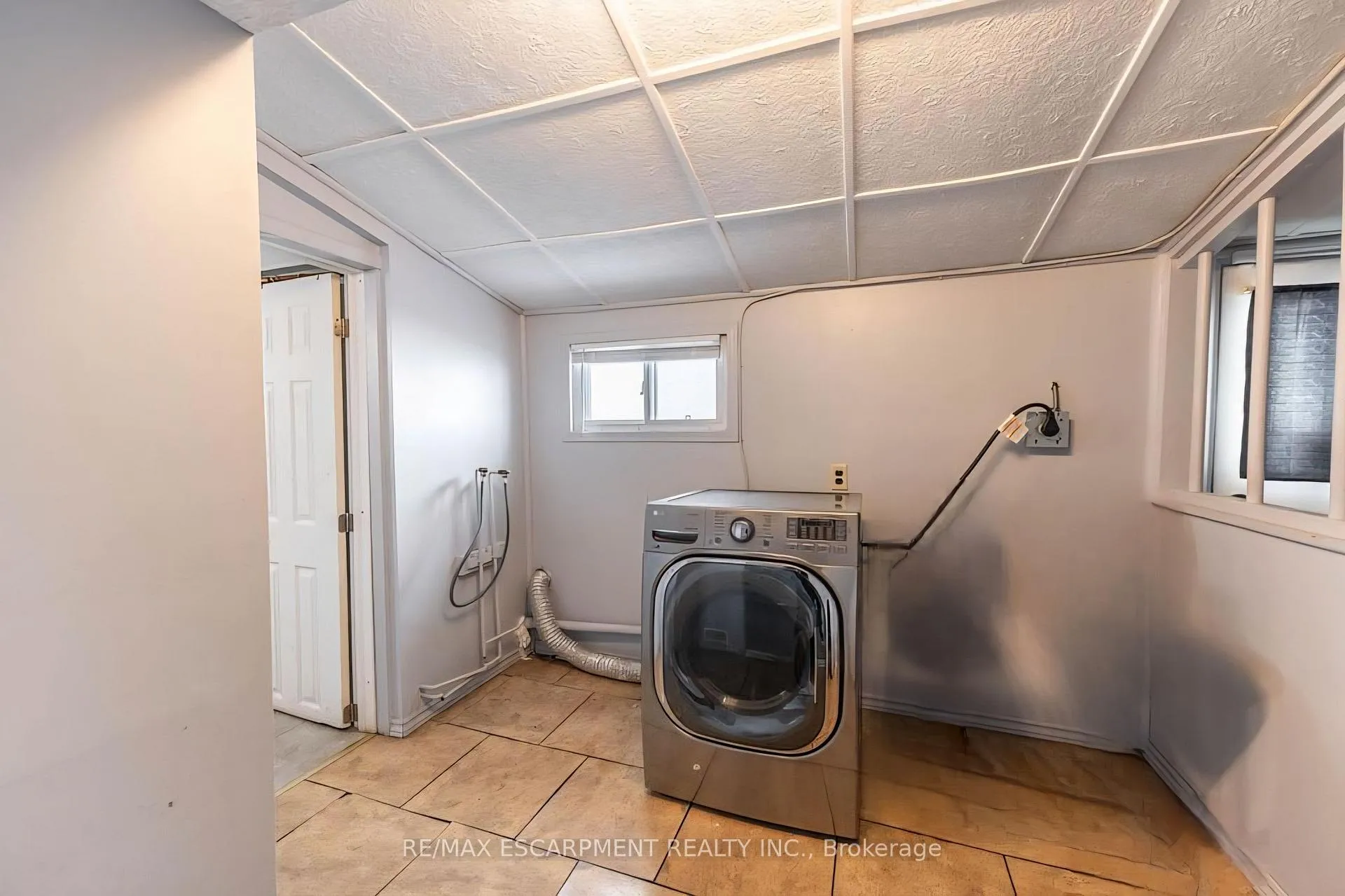 Photo 25 of 355 Jones Road, Hamilton, Stoney Creek Industrial — HOMEH