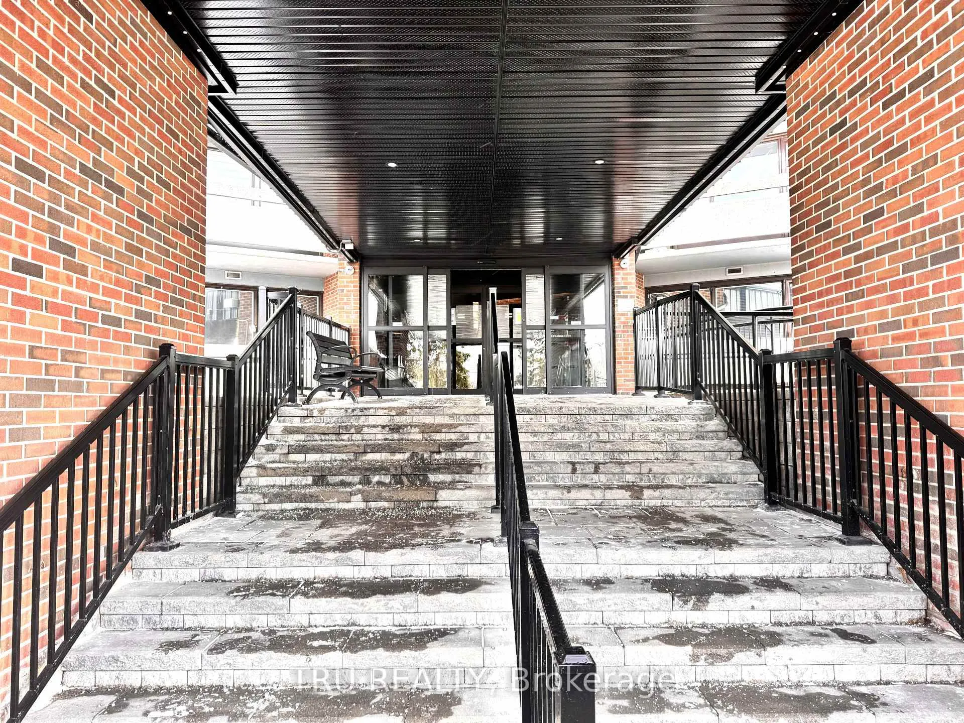Photo 2 of Unit 706, 3100 Carling Avenue, Ottawa, Bayshore — HOMEH