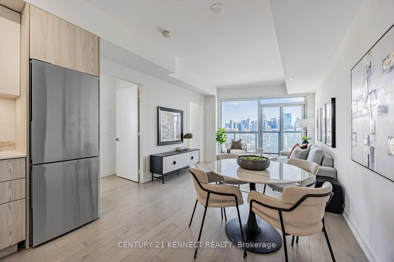 Photo 7 of Unit 1909, 30 Ordnance Street, Toronto, Niagara — HOMEH