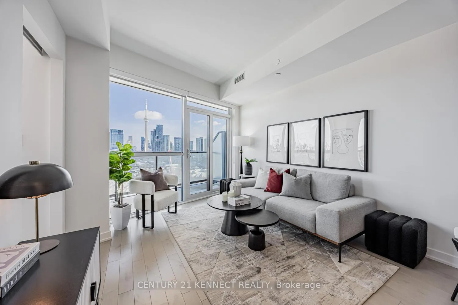 Photo 9 of Unit 1909, 30 Ordnance Street, Toronto, Niagara — HOMEH