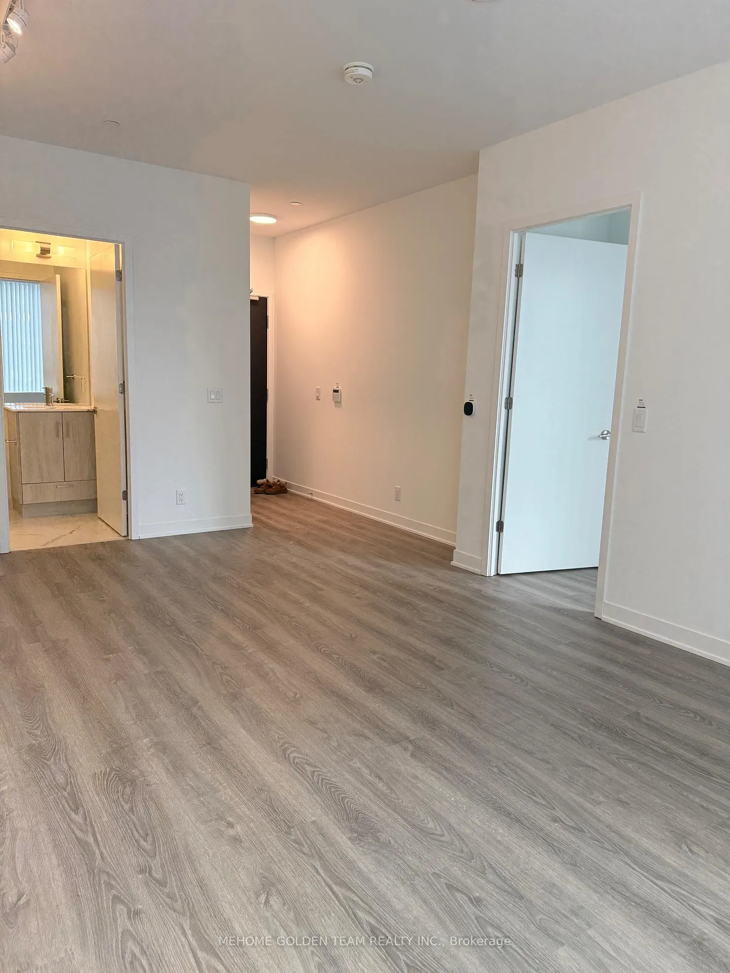 Photo 10 of Unit 1016, 180 Front Street E, Toronto, Moss Park — HOMEH