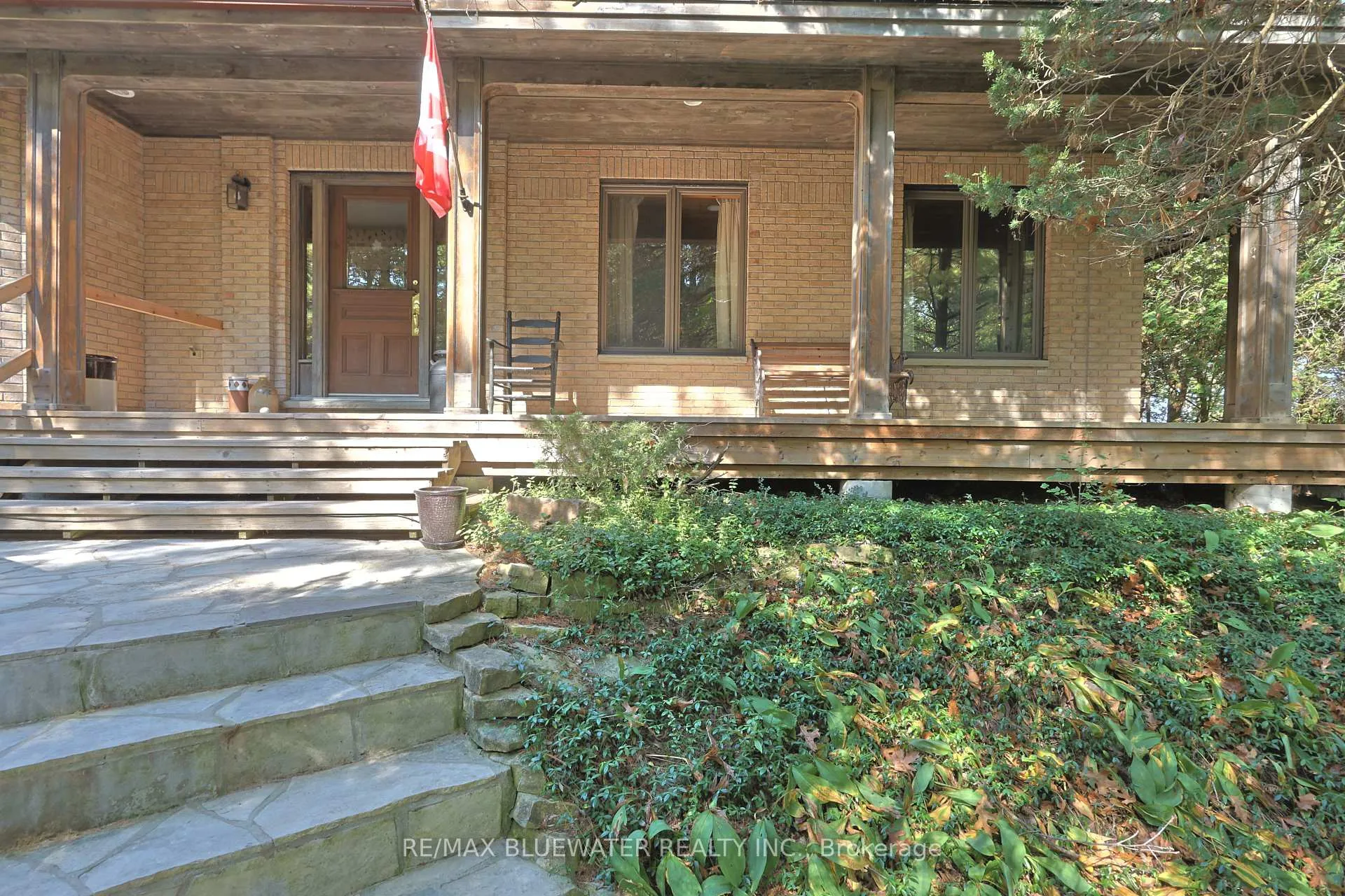 Photo 9 of 9864 Huron Place, Lambton Shores, Grand Bend — HOMEH