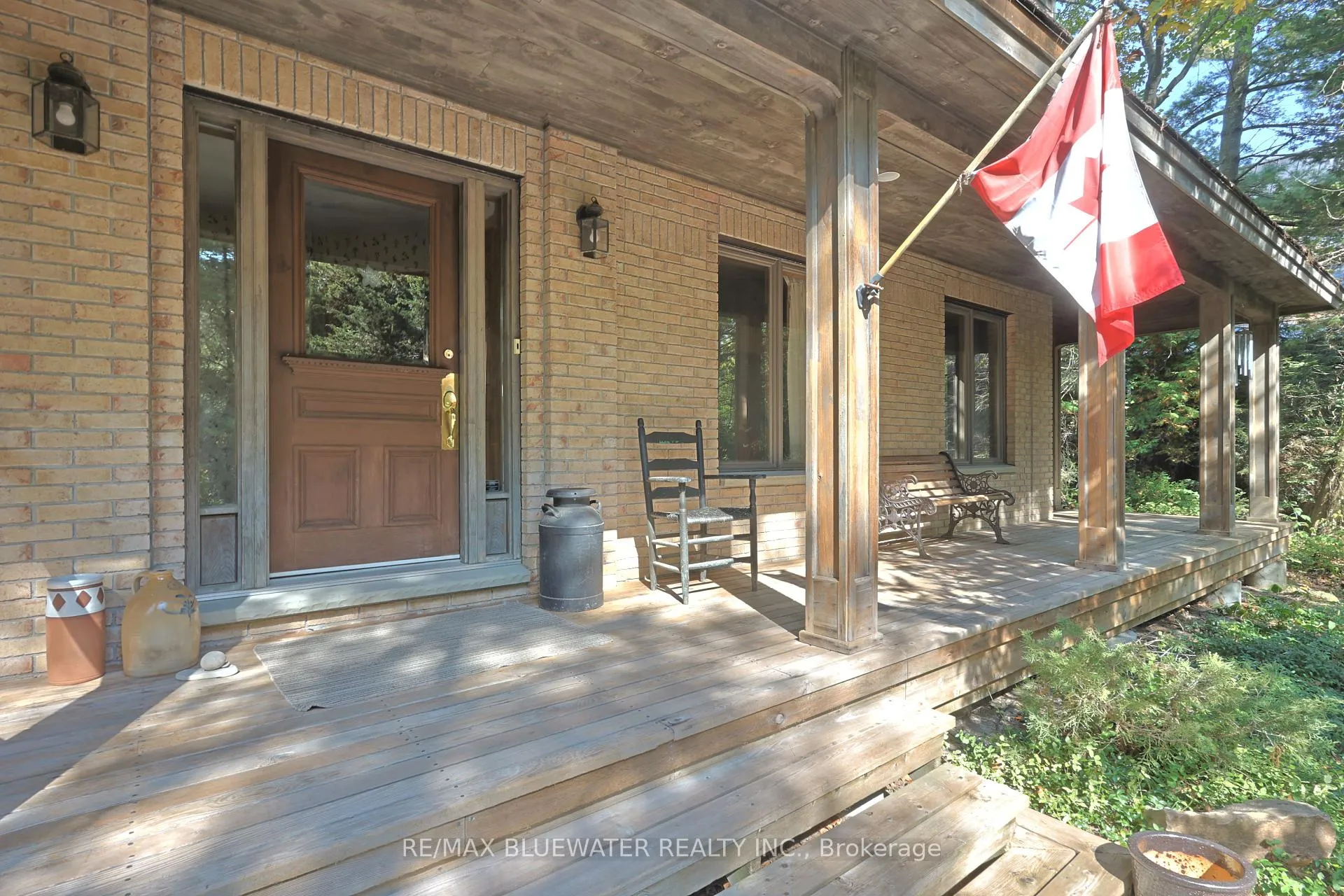 Photo 10 of 9864 Huron Place, Lambton Shores, Grand Bend — HOMEH