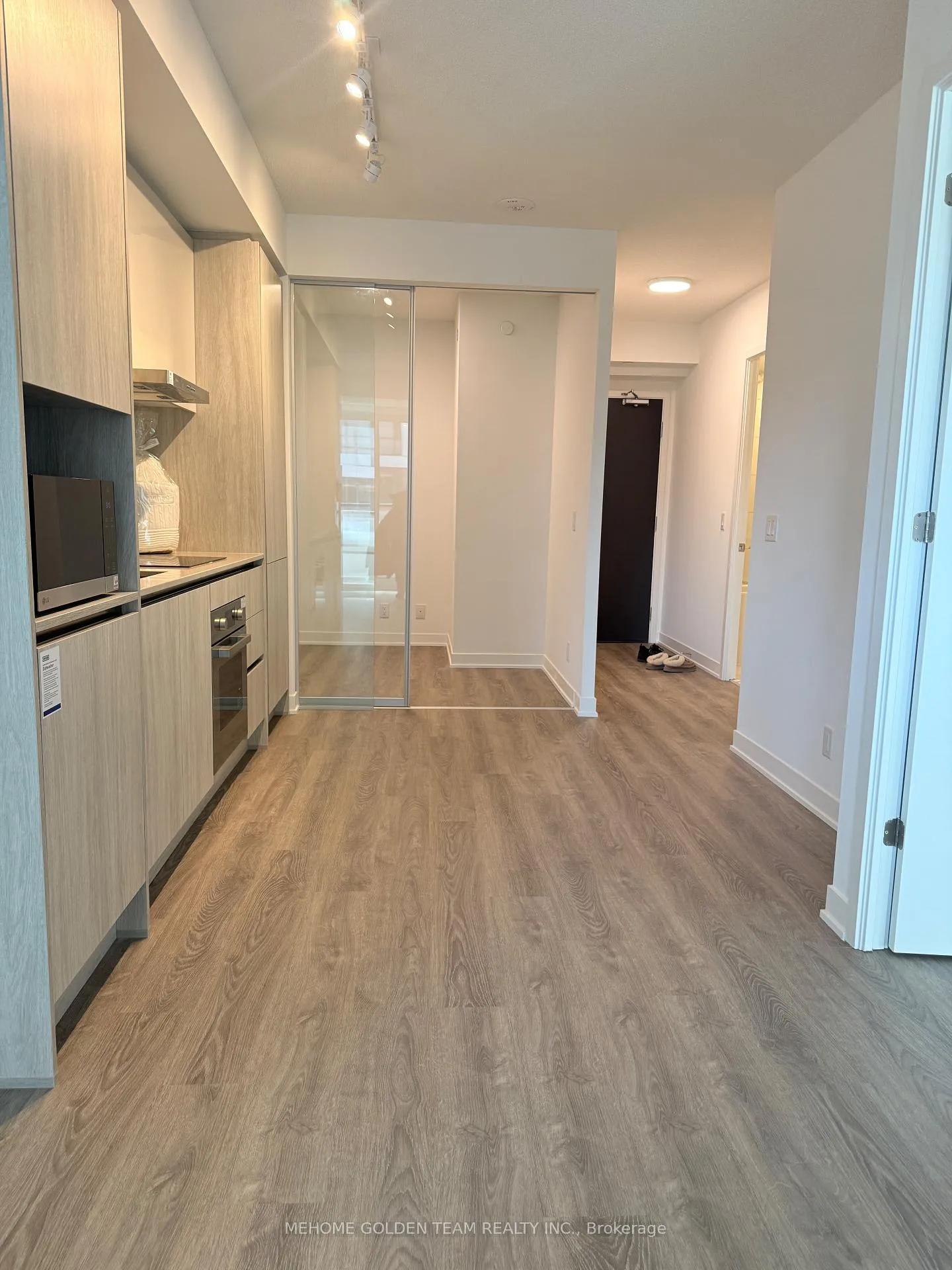 Photo 14 of Unit 612, 180 Front Street E, Toronto, Moss Park — HOMEH