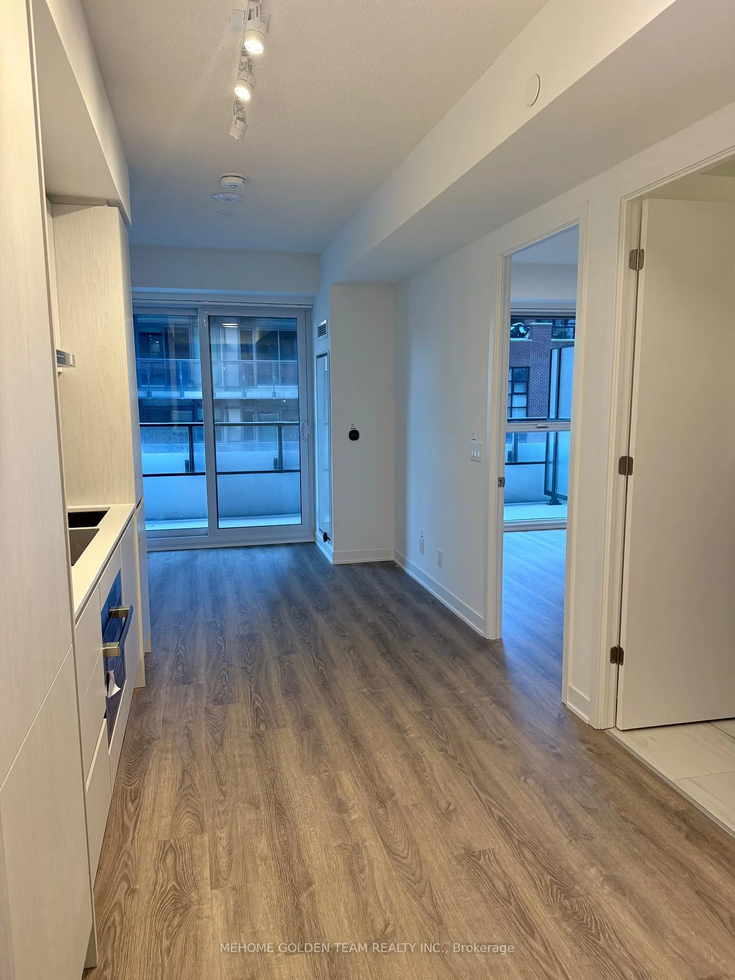 Photo 15 of Unit 619, 180 Front Street E, Toronto, Moss Park — HOMEH