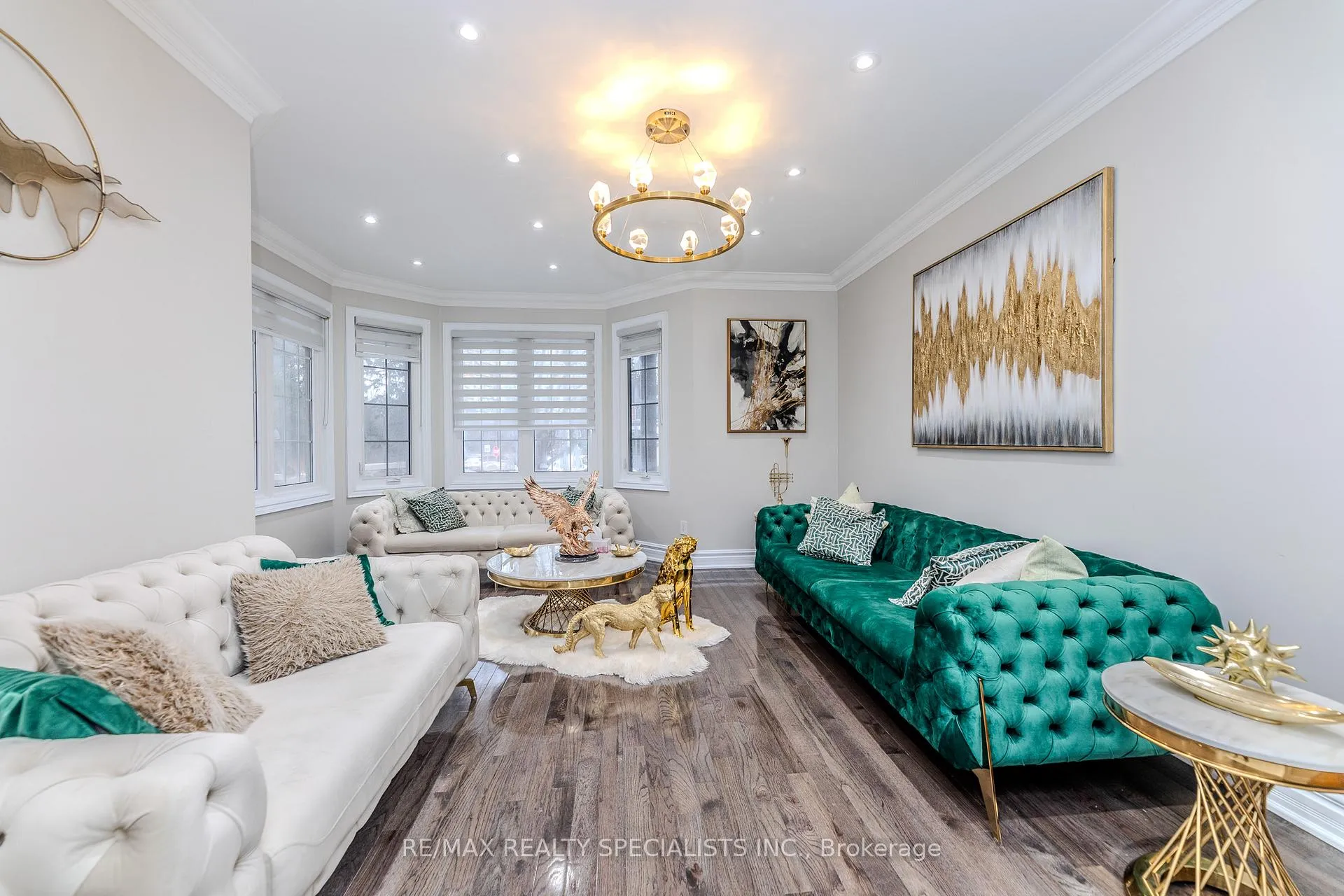 Photo 8 of 121 Boxwood Crescent, Markham, Rouge Fairways — HOMEH