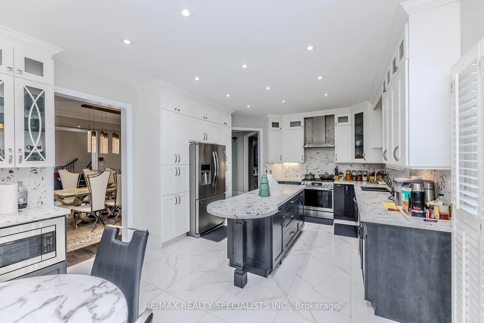Photo 20 of 121 Boxwood Crescent, Markham, Rouge Fairways — HOMEH