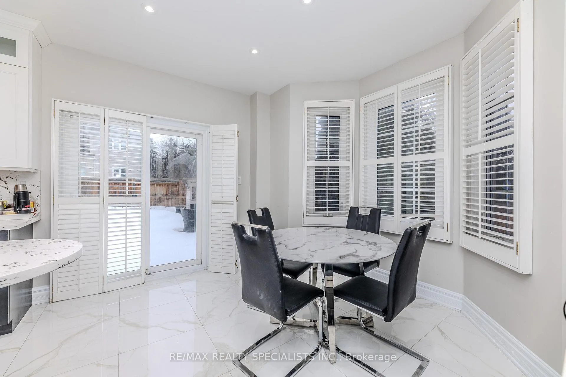 Photo 23 of 121 Boxwood Crescent, Markham, Rouge Fairways — HOMEH