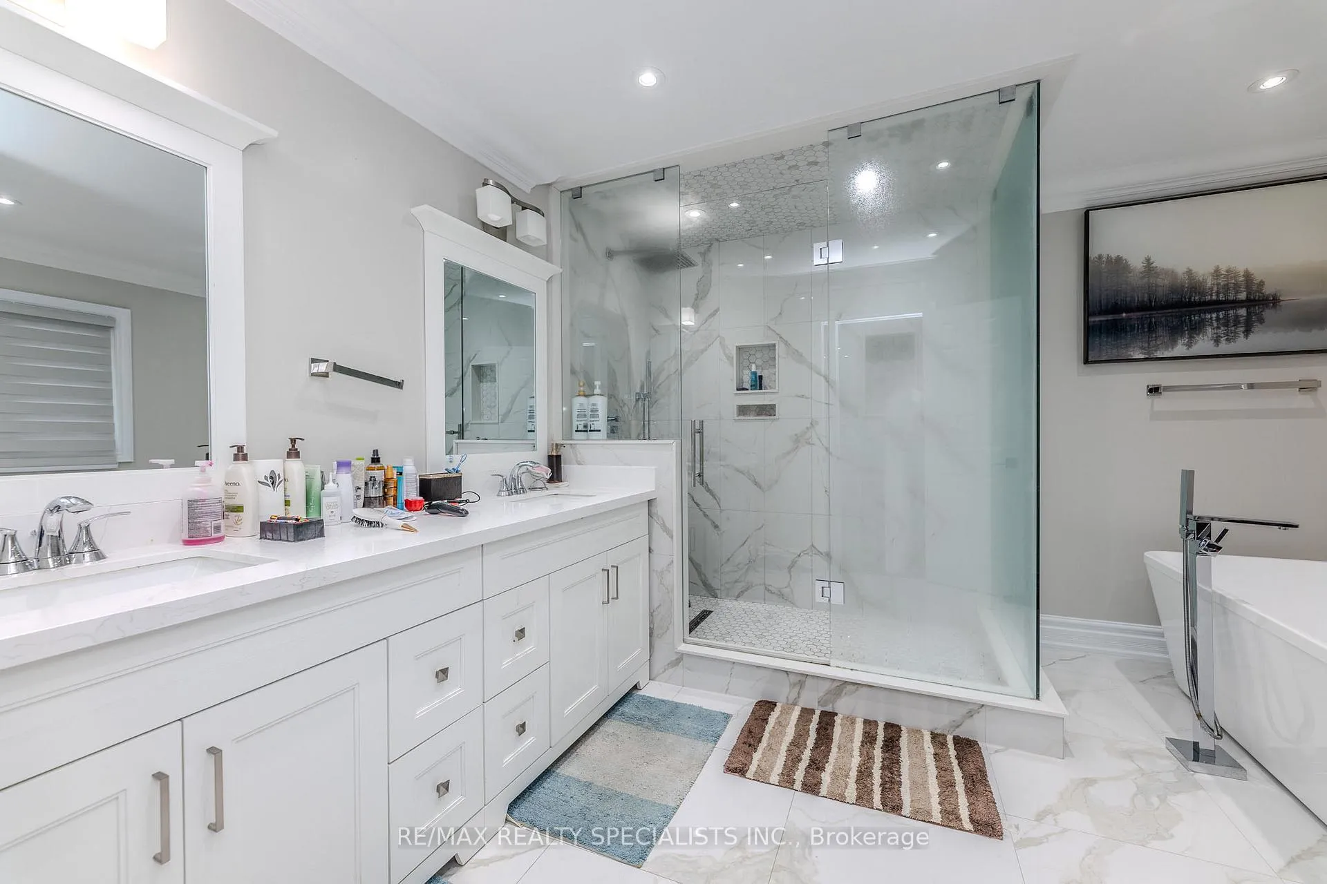 Photo 26 of 121 Boxwood Crescent, Markham, Rouge Fairways — HOMEH