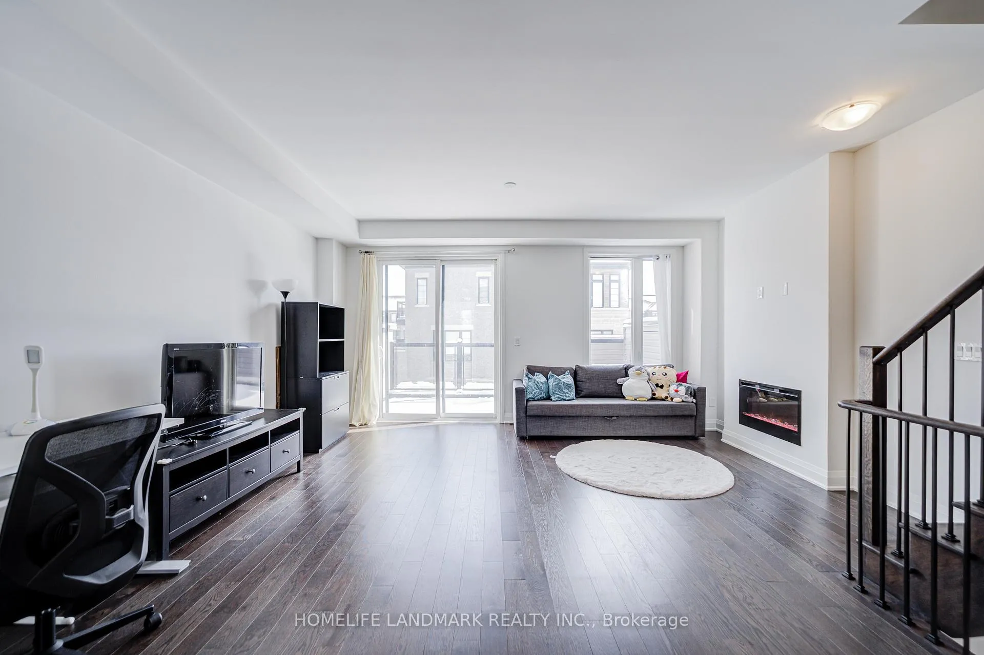 Photo 7 of 14 Carole Bell Way, Markham, Wismer — HOMEH