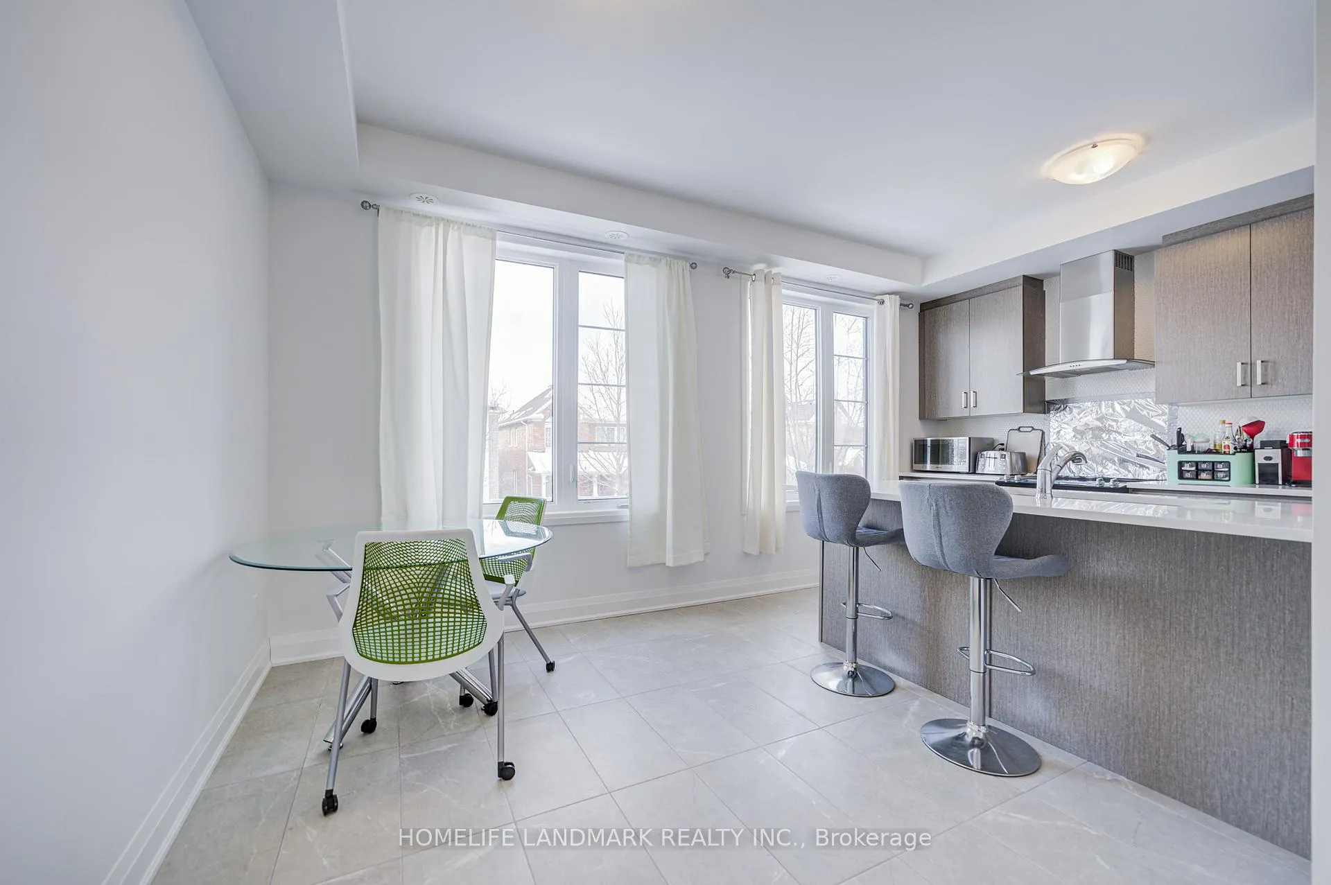 Photo 27 of 14 Carole Bell Way, Markham, Wismer — HOMEH