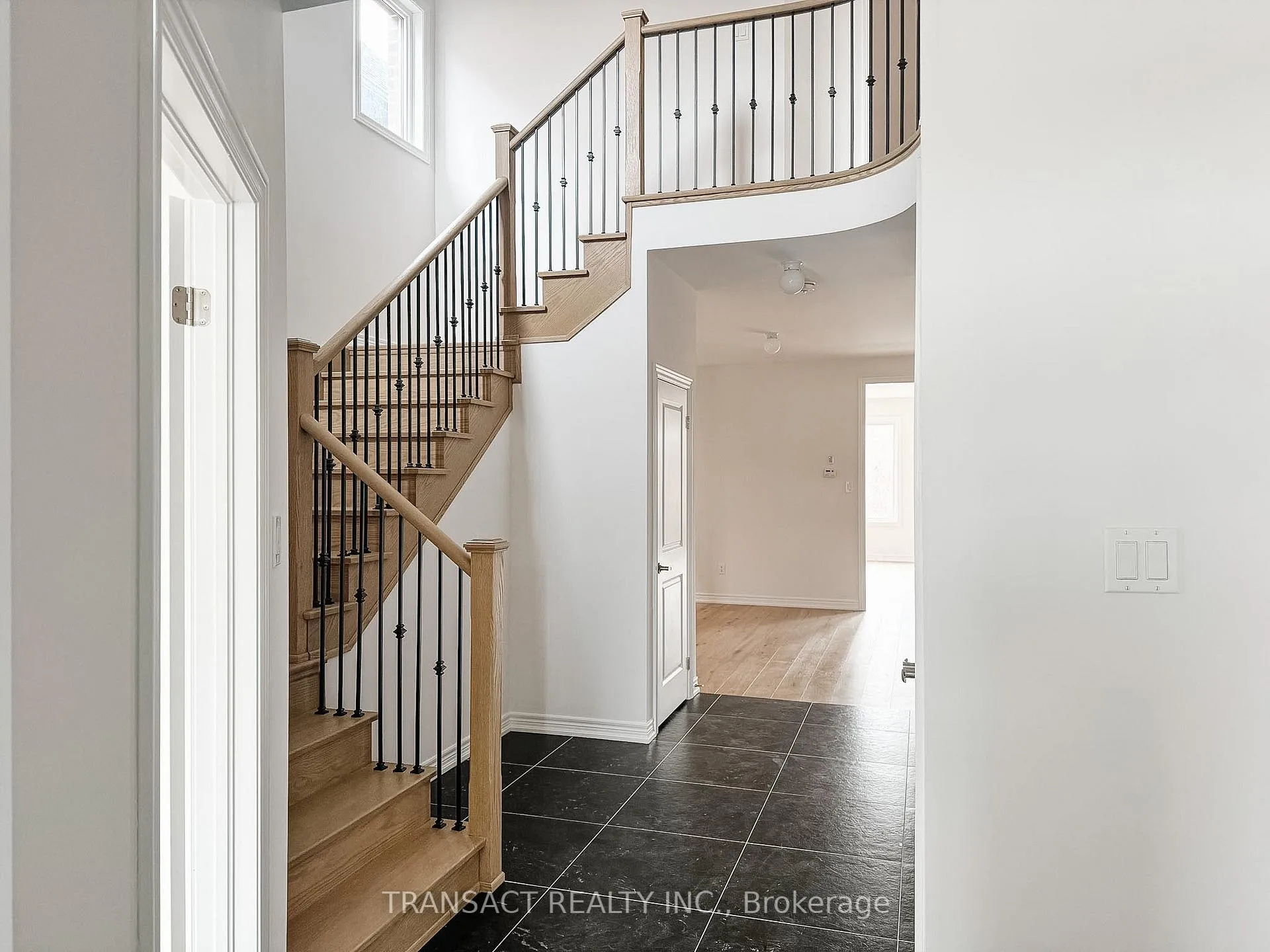 Photo 3 of 30 Baycroft Boulevard, Essa, Angus — HOMEH