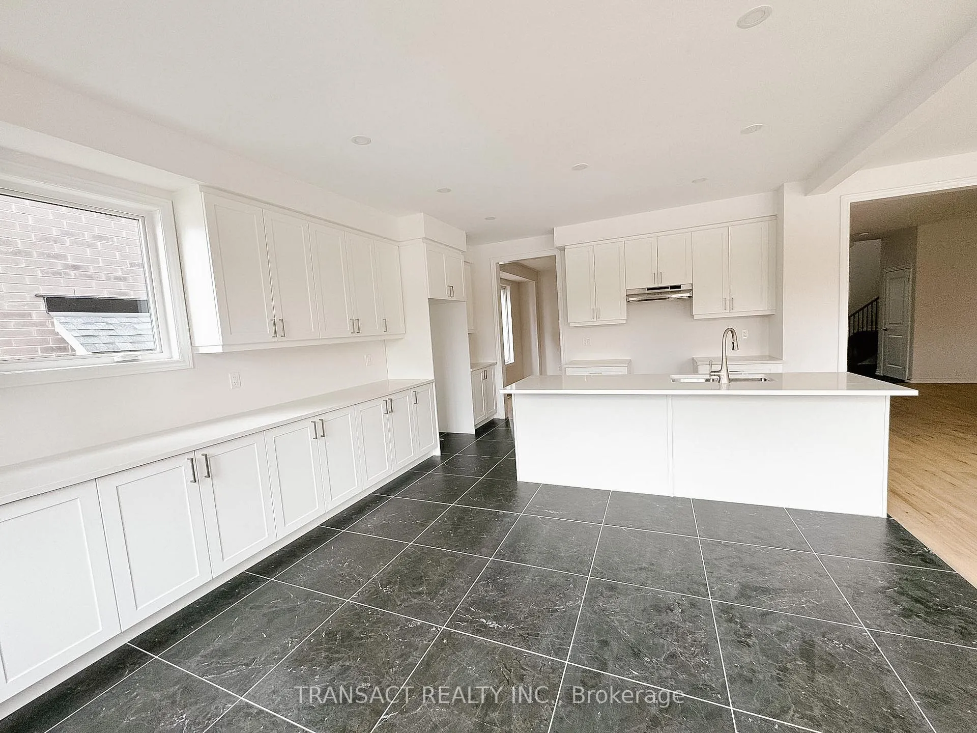 Photo 10 of 30 Baycroft Boulevard, Essa, Angus — HOMEH