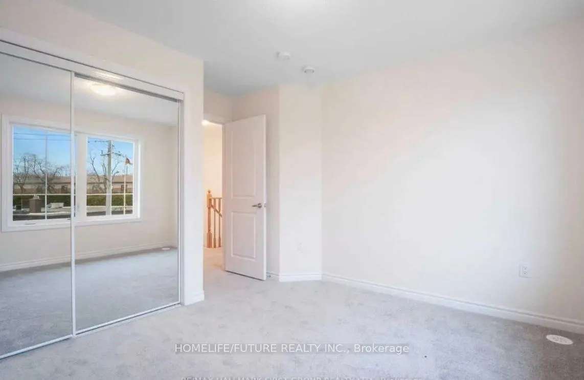 Photo 7 of Unit 3, 485 Beresford Path, Oshawa, Central — HOMEH