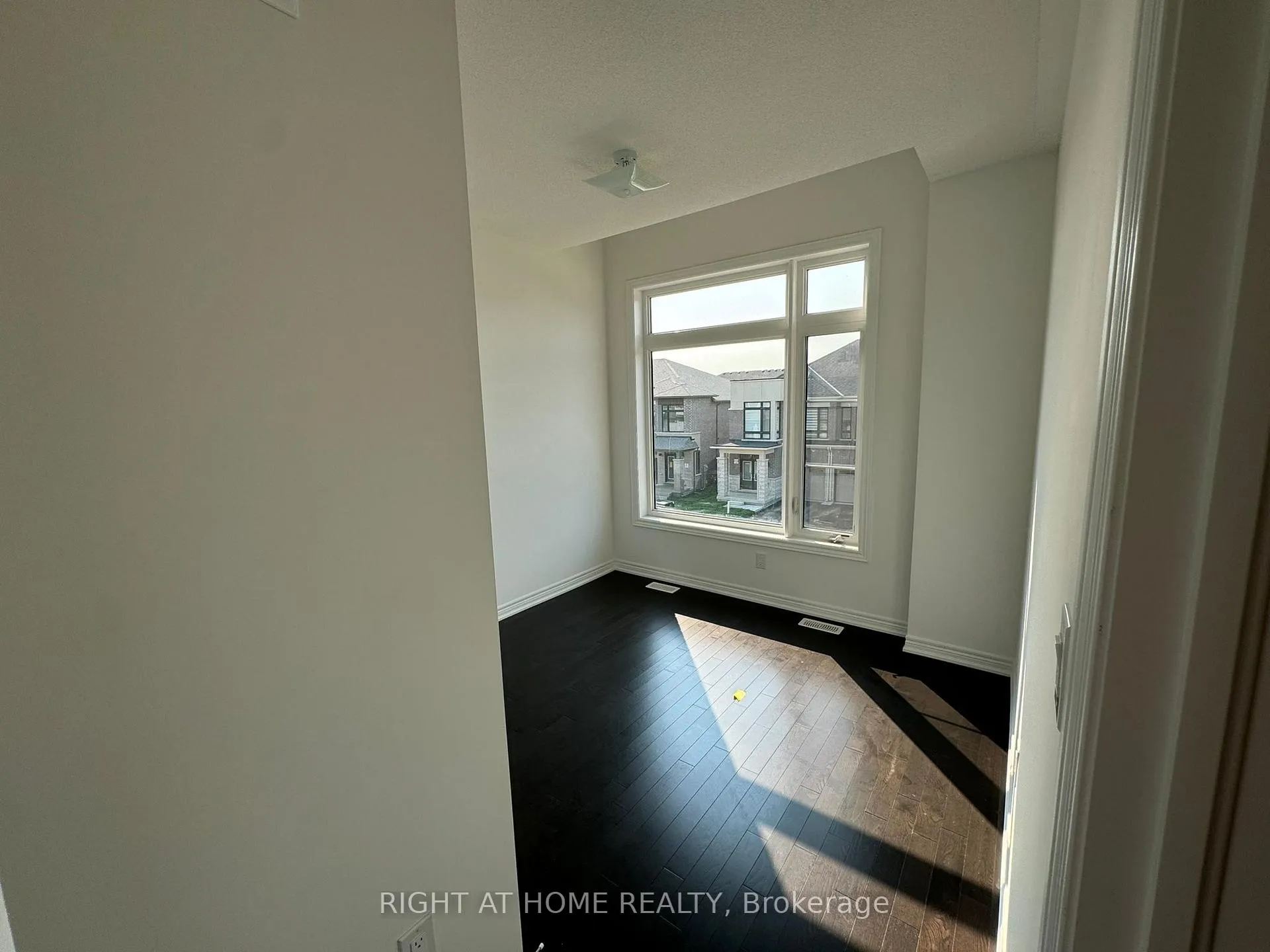 Photo 17 of 60 Singhampton Road, Vaughan, Kleinburg — HOMEH