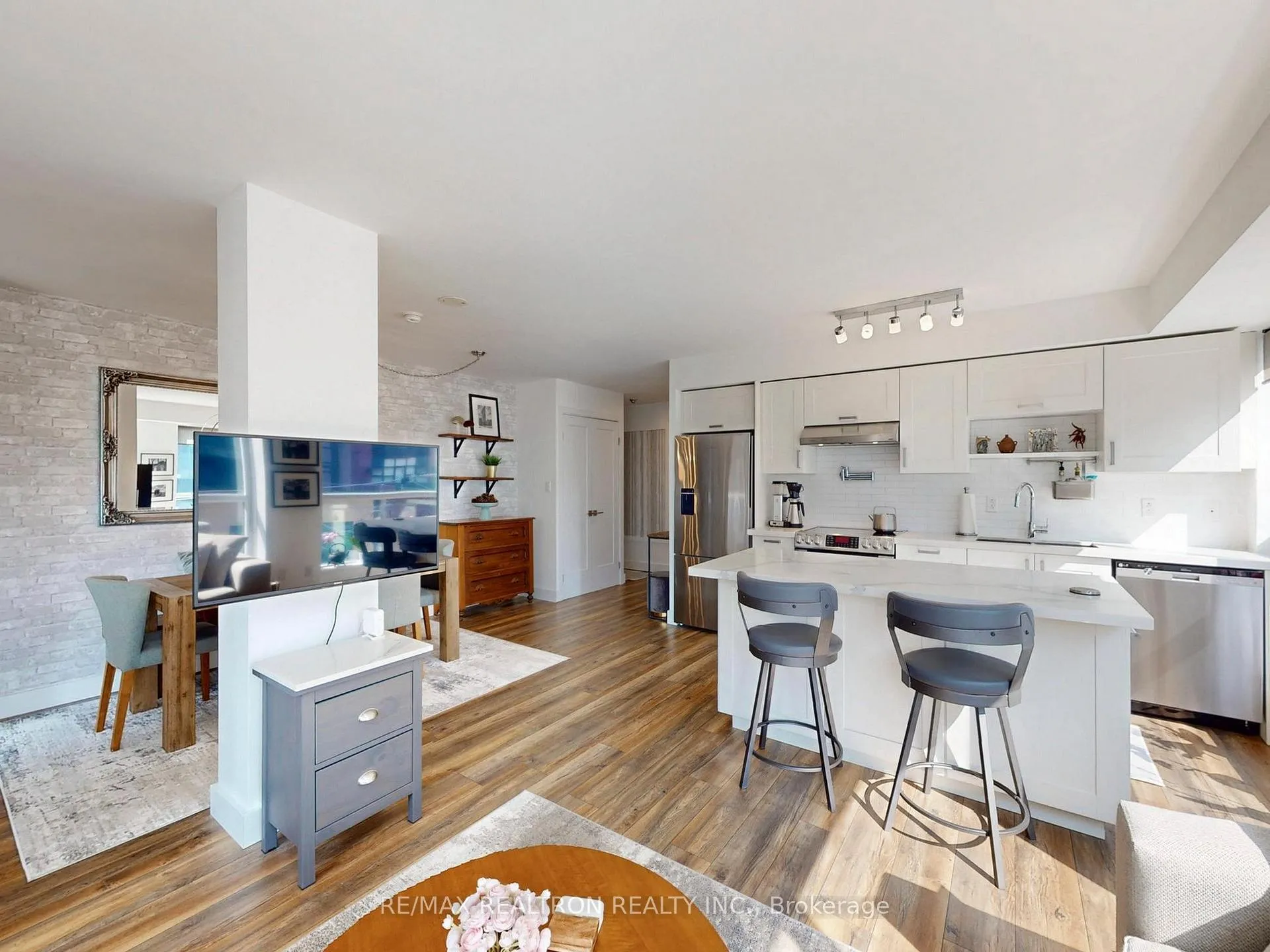 Photo 1 of Unit 508, 230 King Street E, Toronto, Moss Park — HOMEH