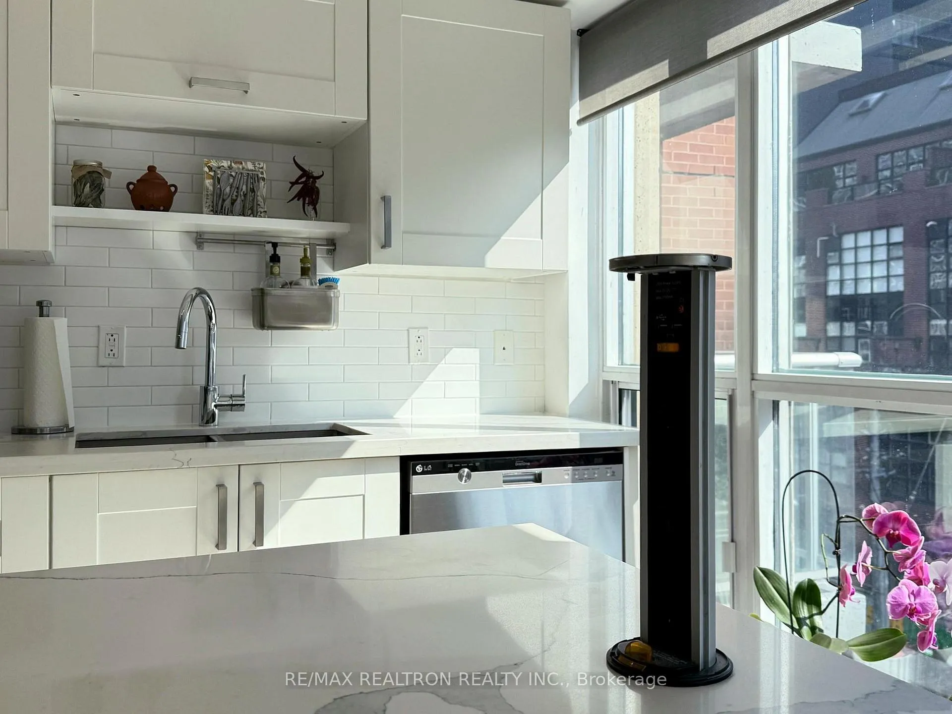 Photo 6 of Unit 508, 230 King Street E, Toronto, Moss Park — HOMEH