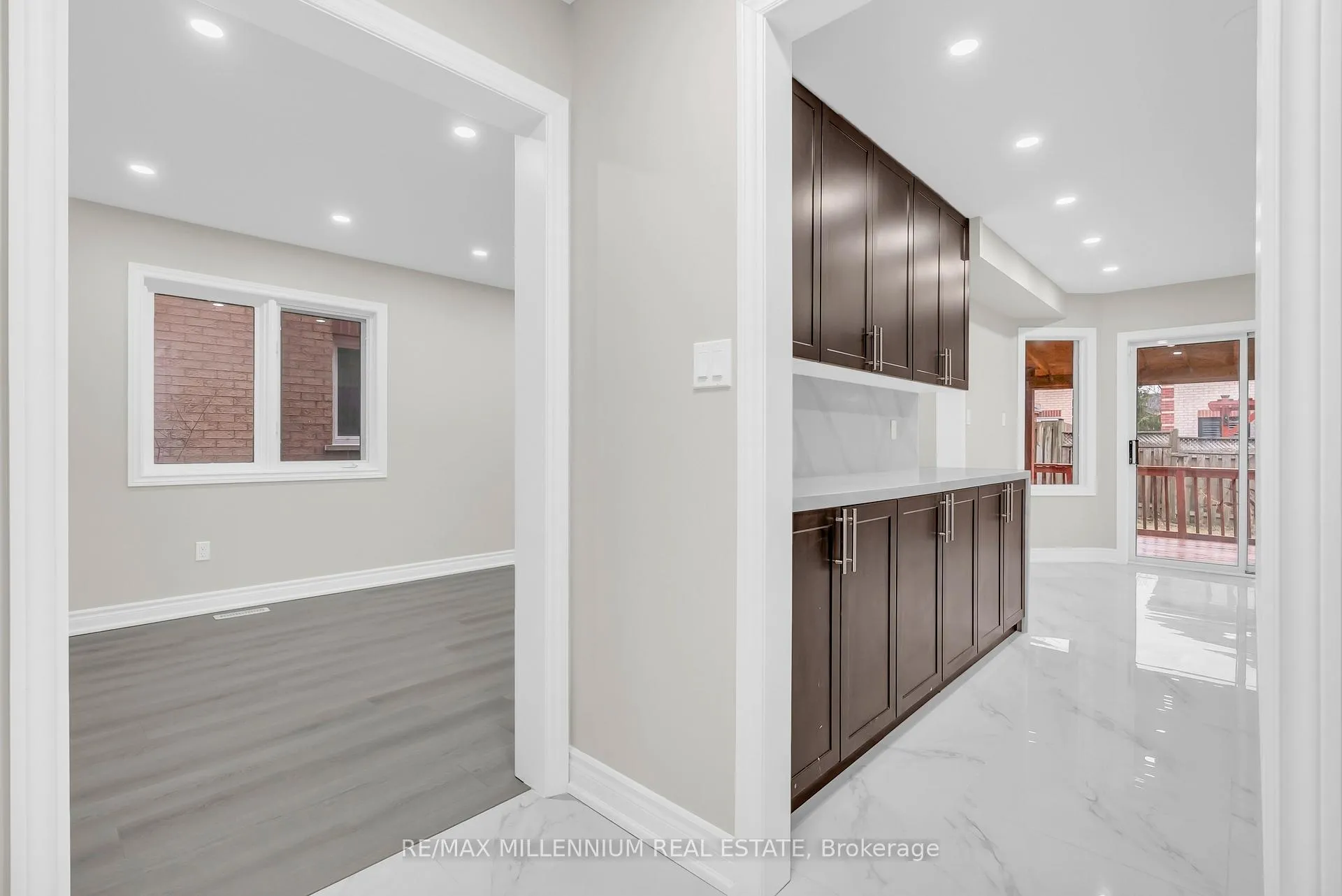 Photo 7 of 76 Sunley Crescent, Brampton, Fletcher's West — HOMEH