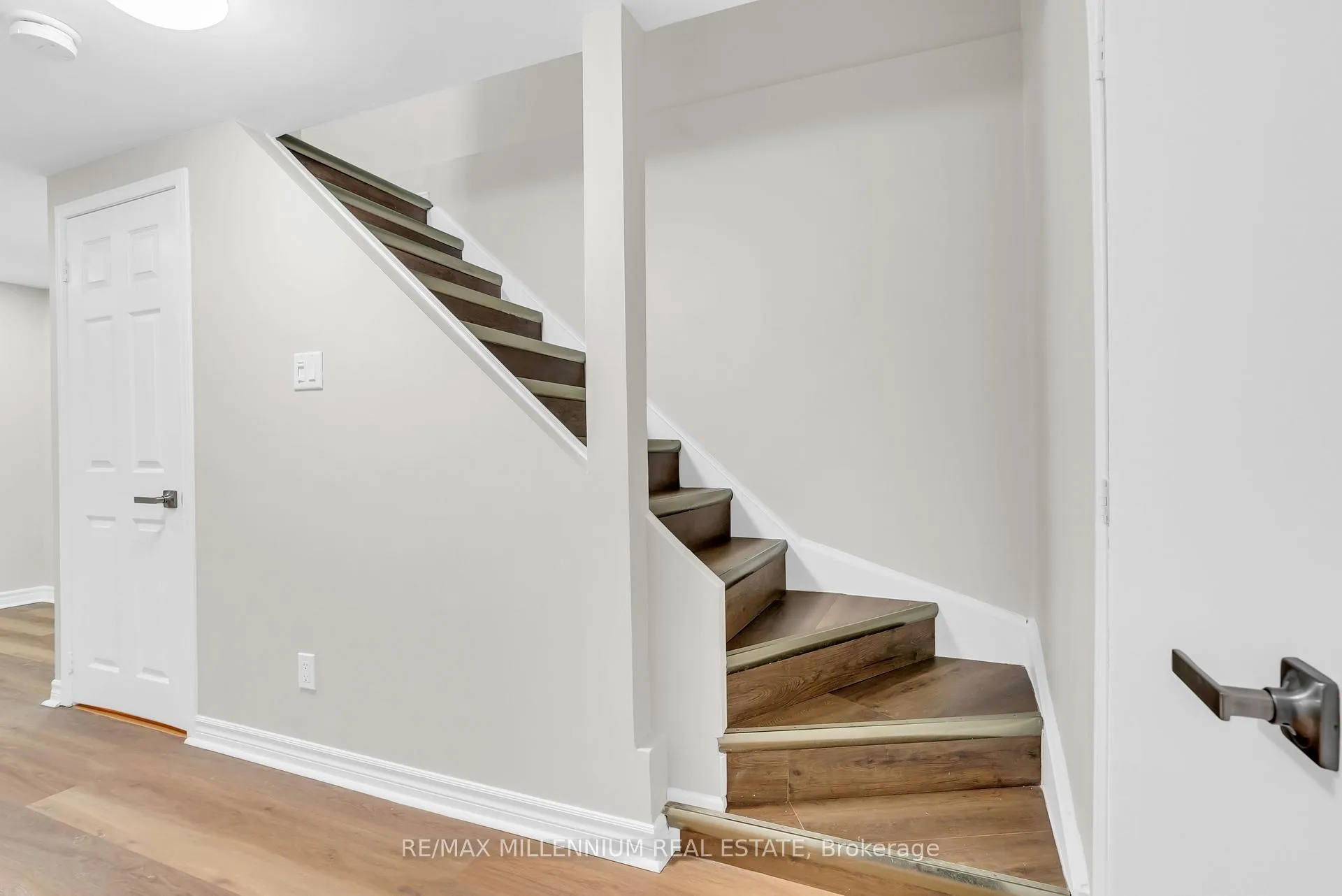 Photo 26 of 76 Sunley Crescent, Brampton, Fletcher's West — HOMEH