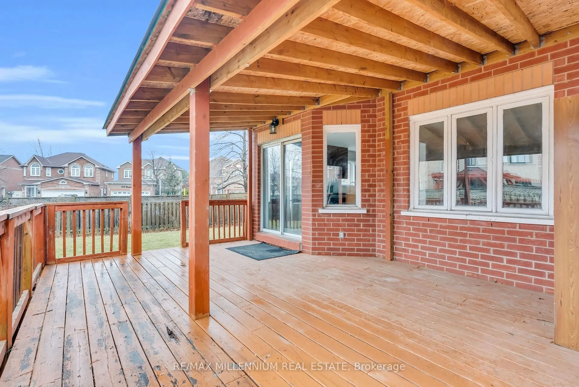 Photo 32 of 76 Sunley Crescent, Brampton, Fletcher's West — HOMEH
