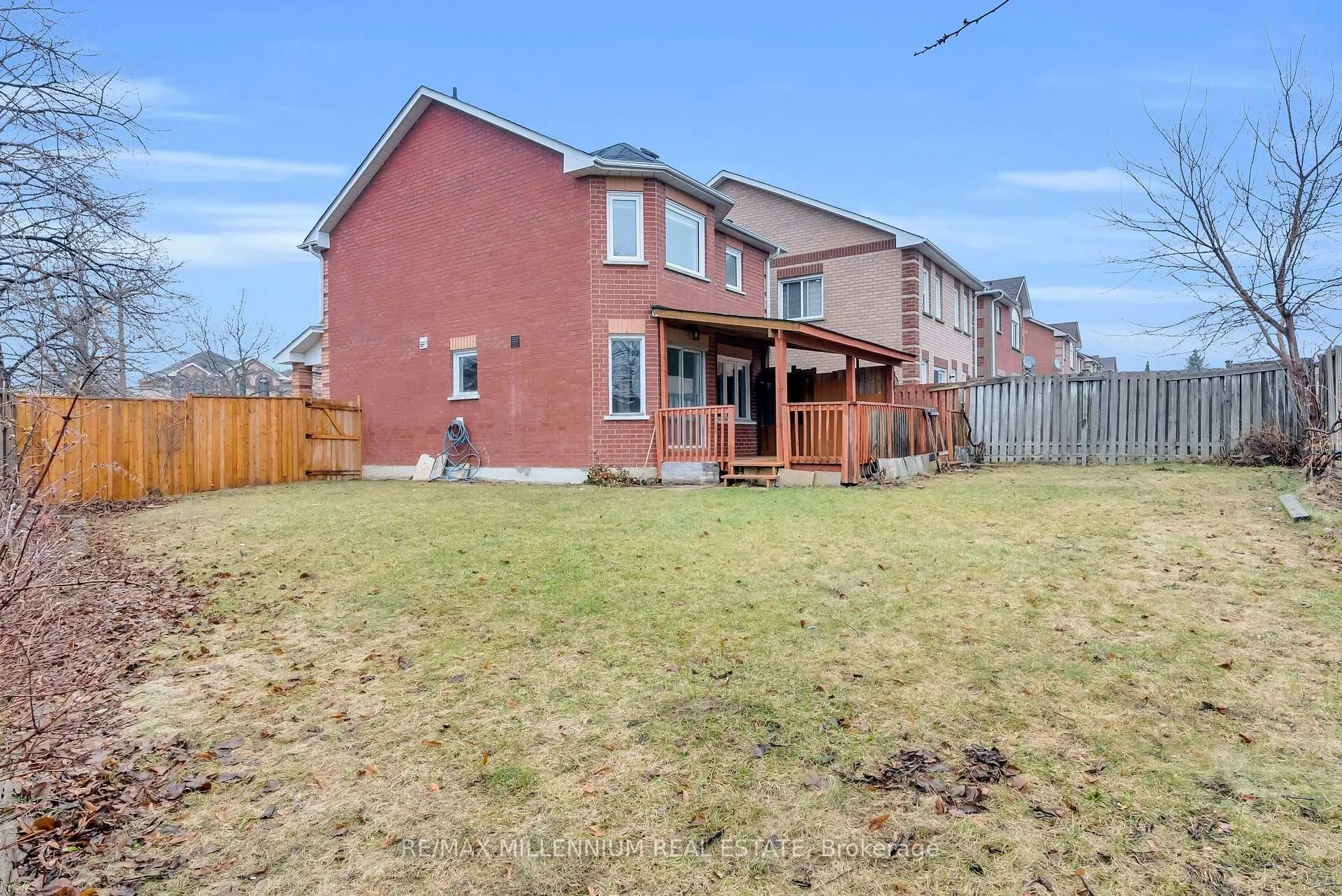 Photo 35 of 76 Sunley Crescent, Brampton, Fletcher's West — HOMEH