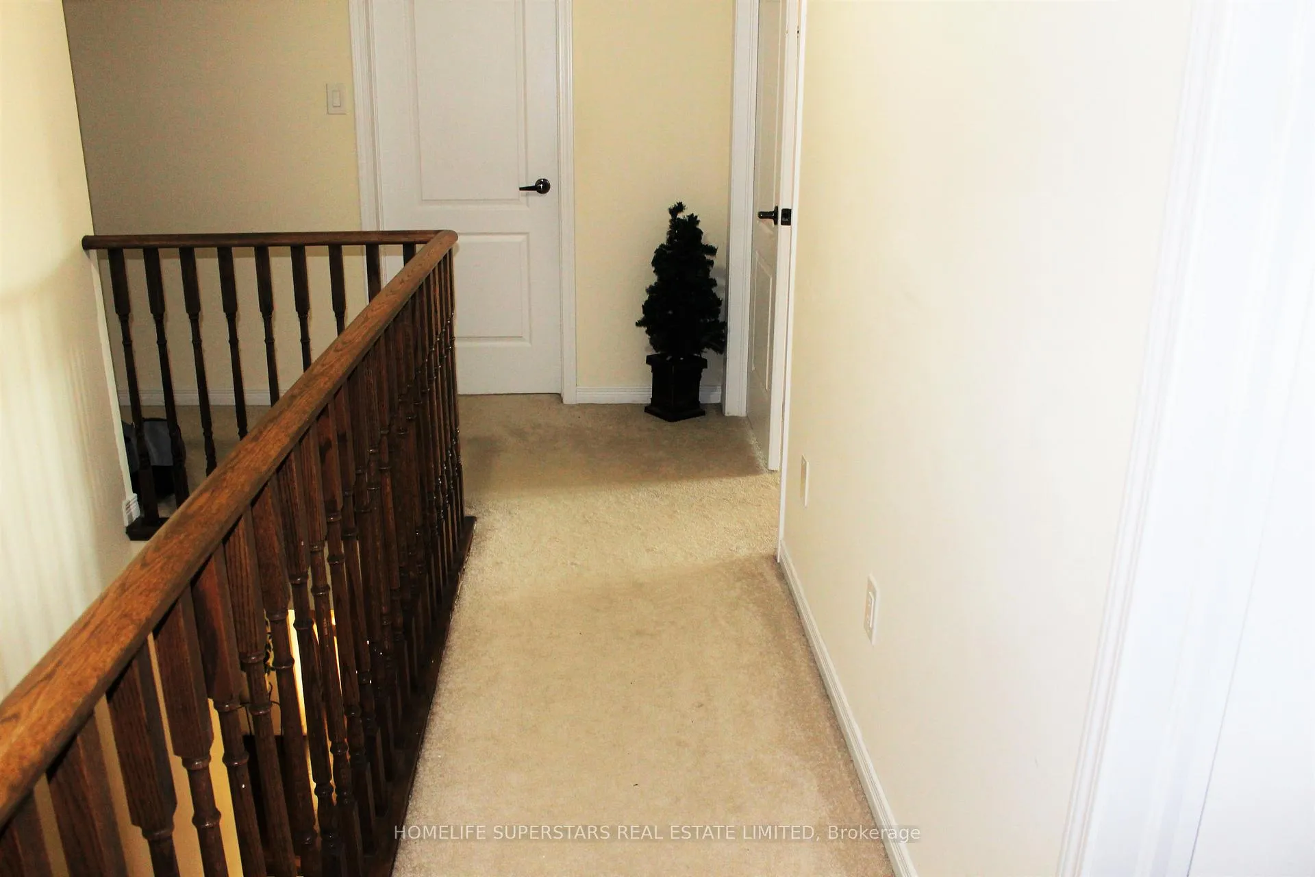 Photo 15 of 21 Iguana Trail, Brampton, Northwest Brampton — HOMEH