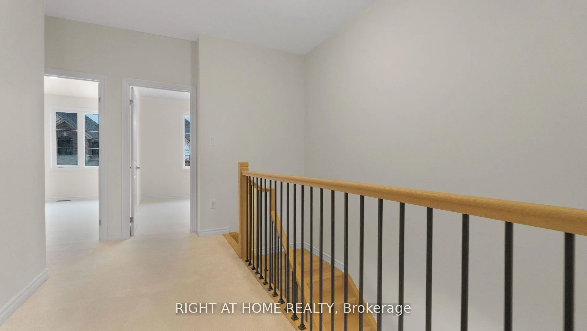 Photo 11 of 1428 Almonte Drive, Burlington, Tyandaga — HOMEH