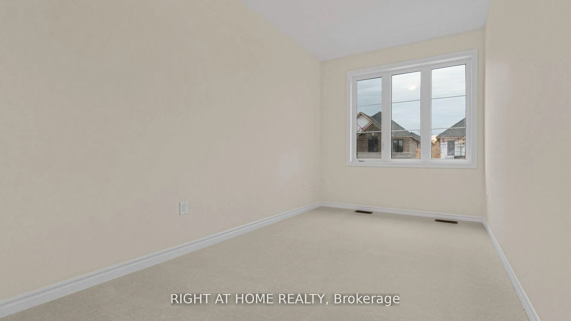 Photo 22 of 1428 Almonte Drive, Burlington, Tyandaga — HOMEH