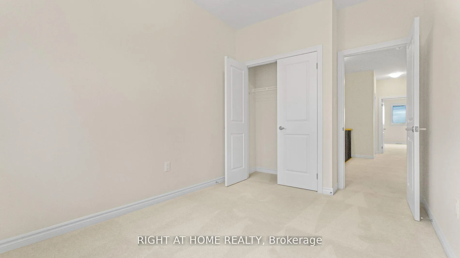 Photo 23 of 1428 Almonte Drive, Burlington, Tyandaga — HOMEH