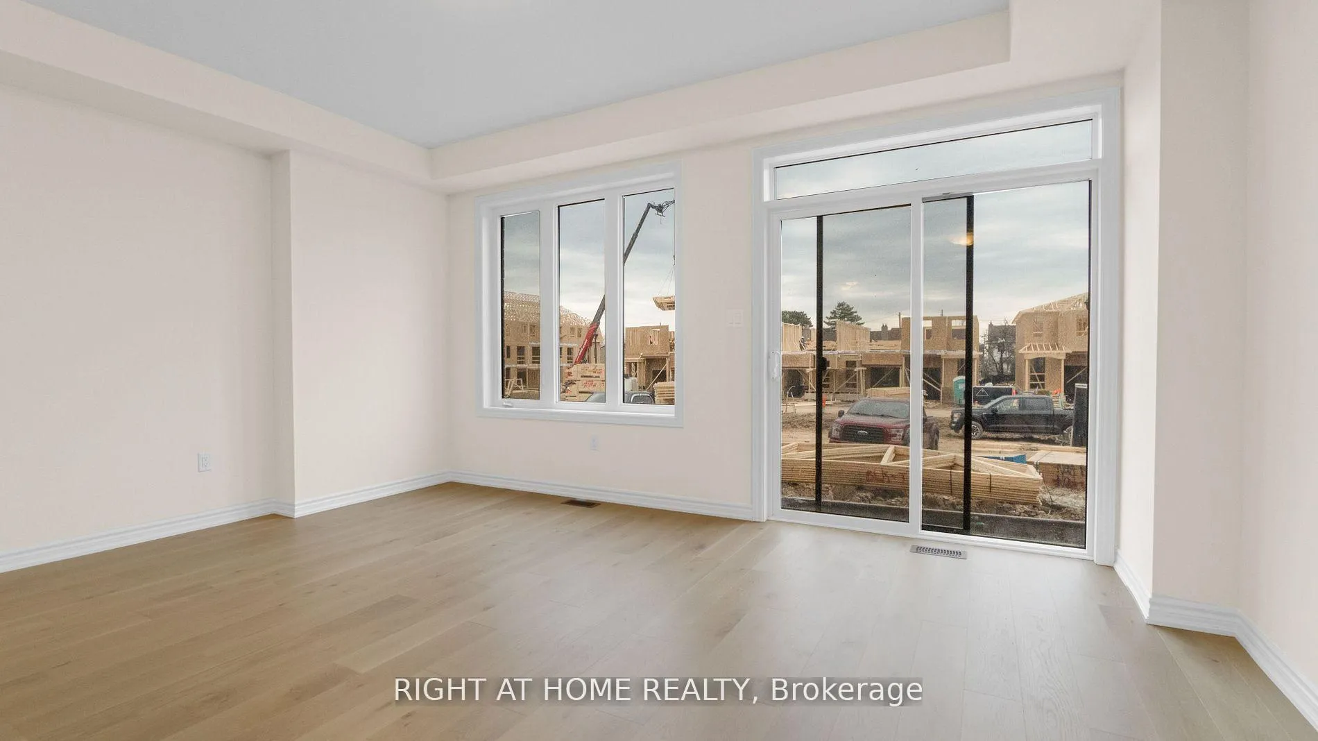 Photo 26 of 1428 Almonte Drive, Burlington, Tyandaga — HOMEH