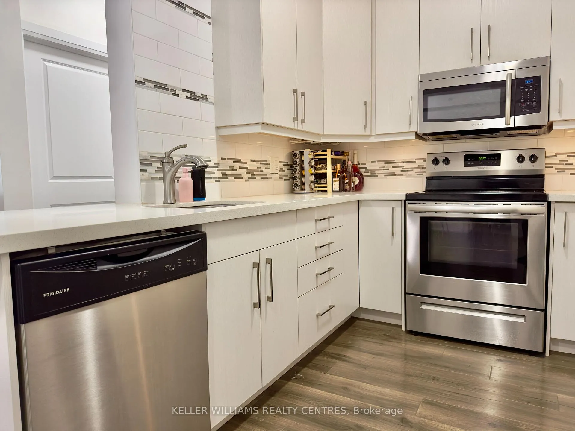 Photo 10 of Unit 307, 304 Essa Road, Barrie, Ardagh — HOMEH