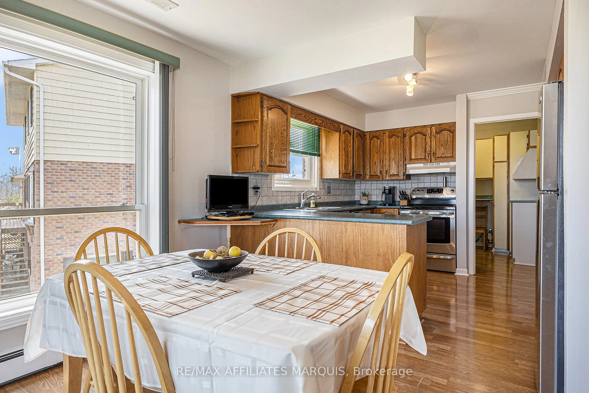 Photo 11 of 74 Colonel By Crescent, Smiths Falls — HOMEH