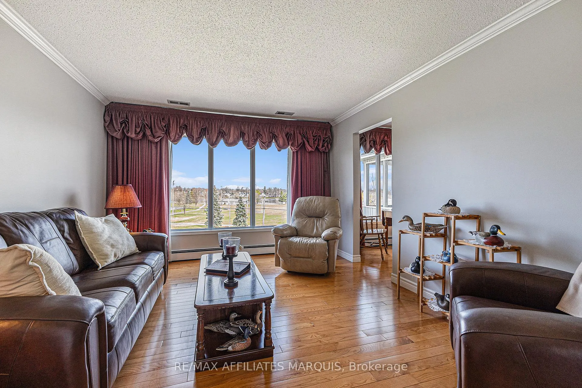 Photo 25 of 74 Colonel By Crescent, Smiths Falls — HOMEH