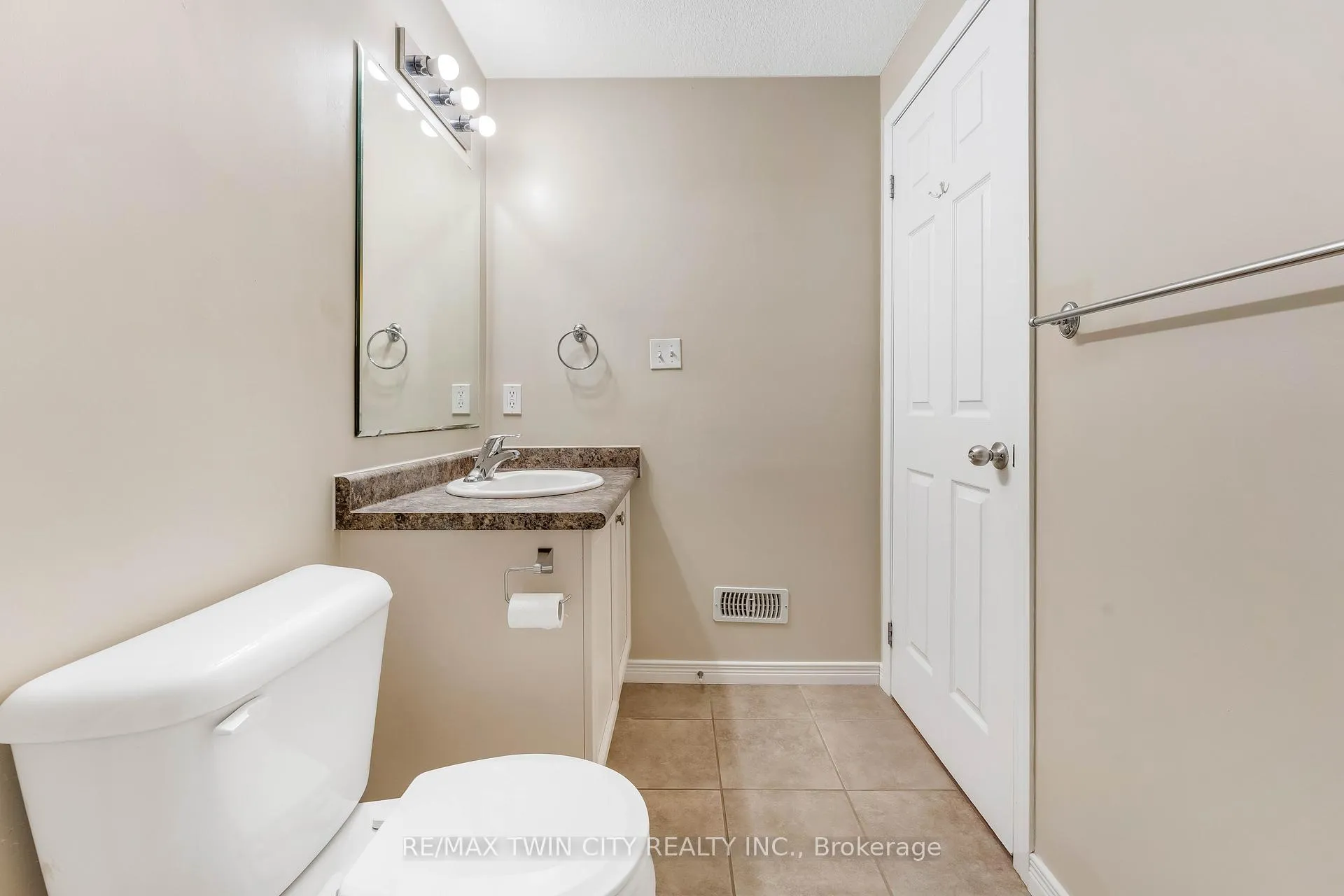 Photo 21 of Unit 9A, 931 Glasgow Street, Kitchener — HOMEH