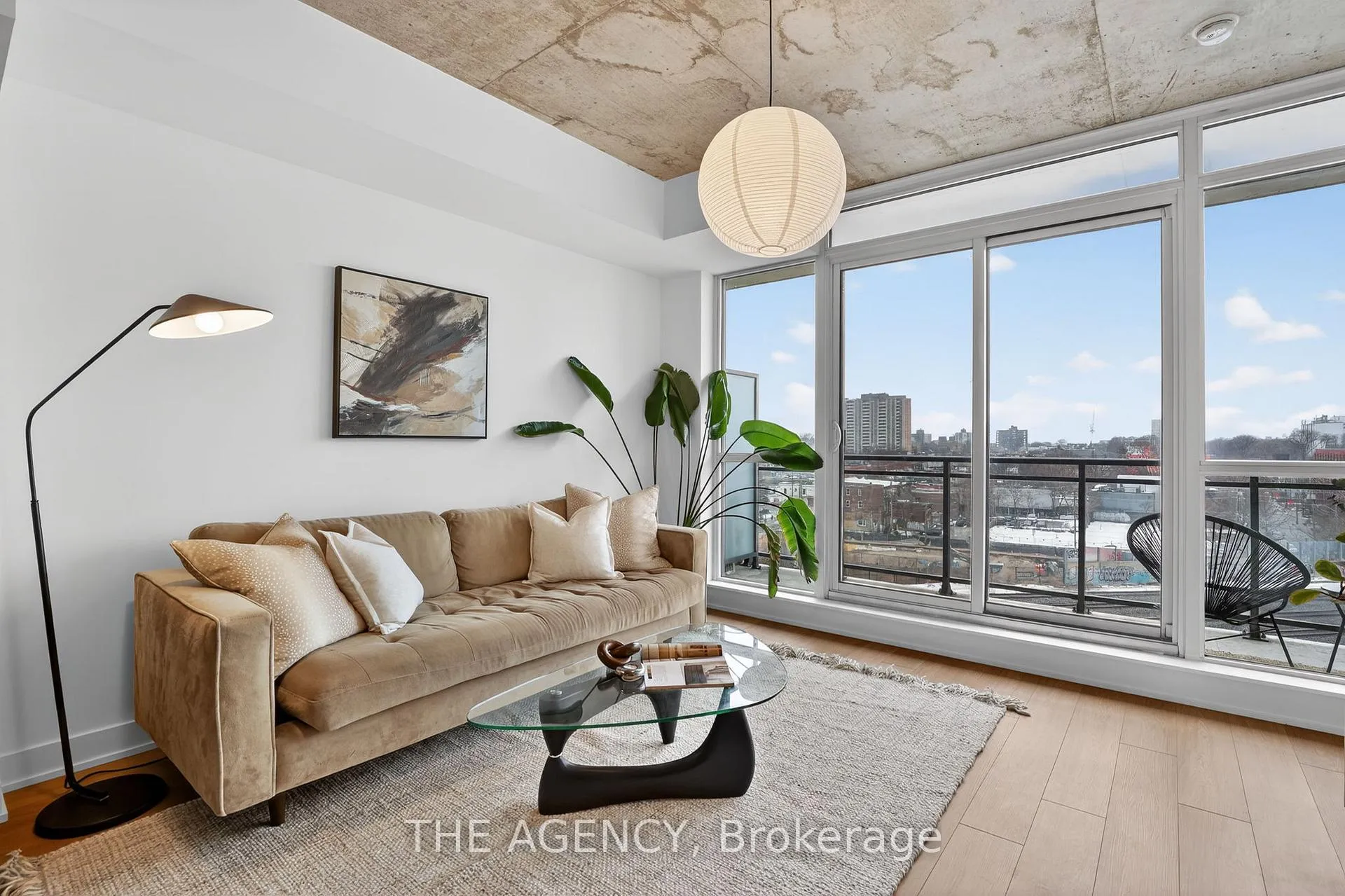 Photo 2 of Unit 710, 20 Minowan Miikan Lane, Toronto, Little Portugal — HOMEH