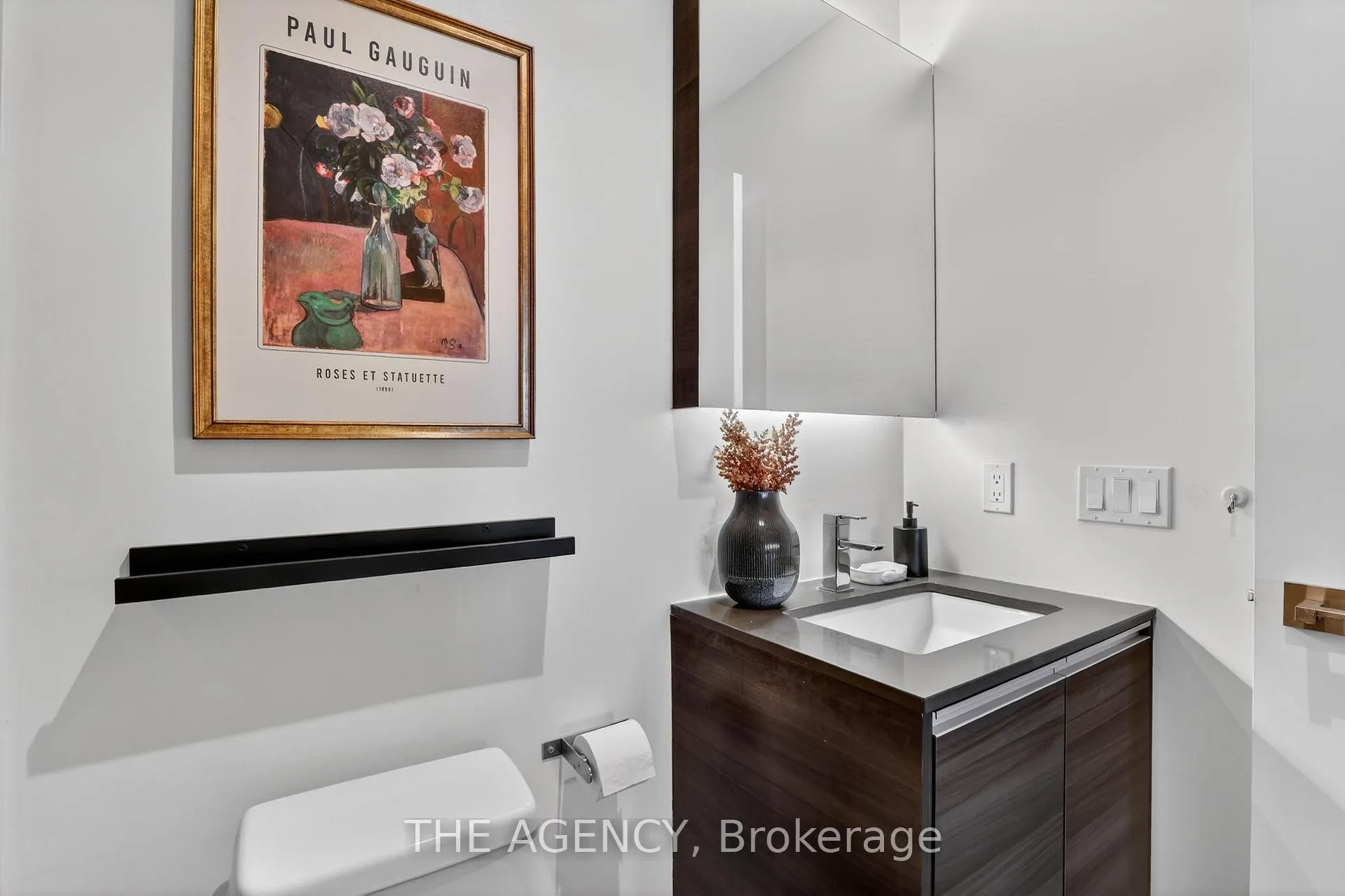 Photo 9 of Unit 710, 20 Minowan Miikan Lane, Toronto, Little Portugal — HOMEH