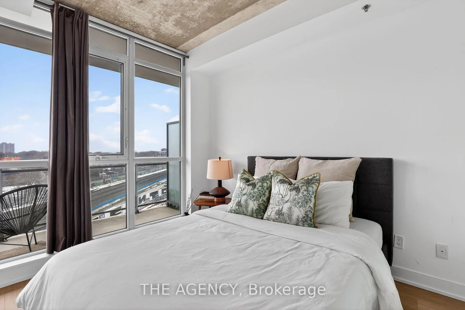 Photo 10 of Unit 710, 20 Minowan Miikan Lane, Toronto, Little Portugal — HOMEH