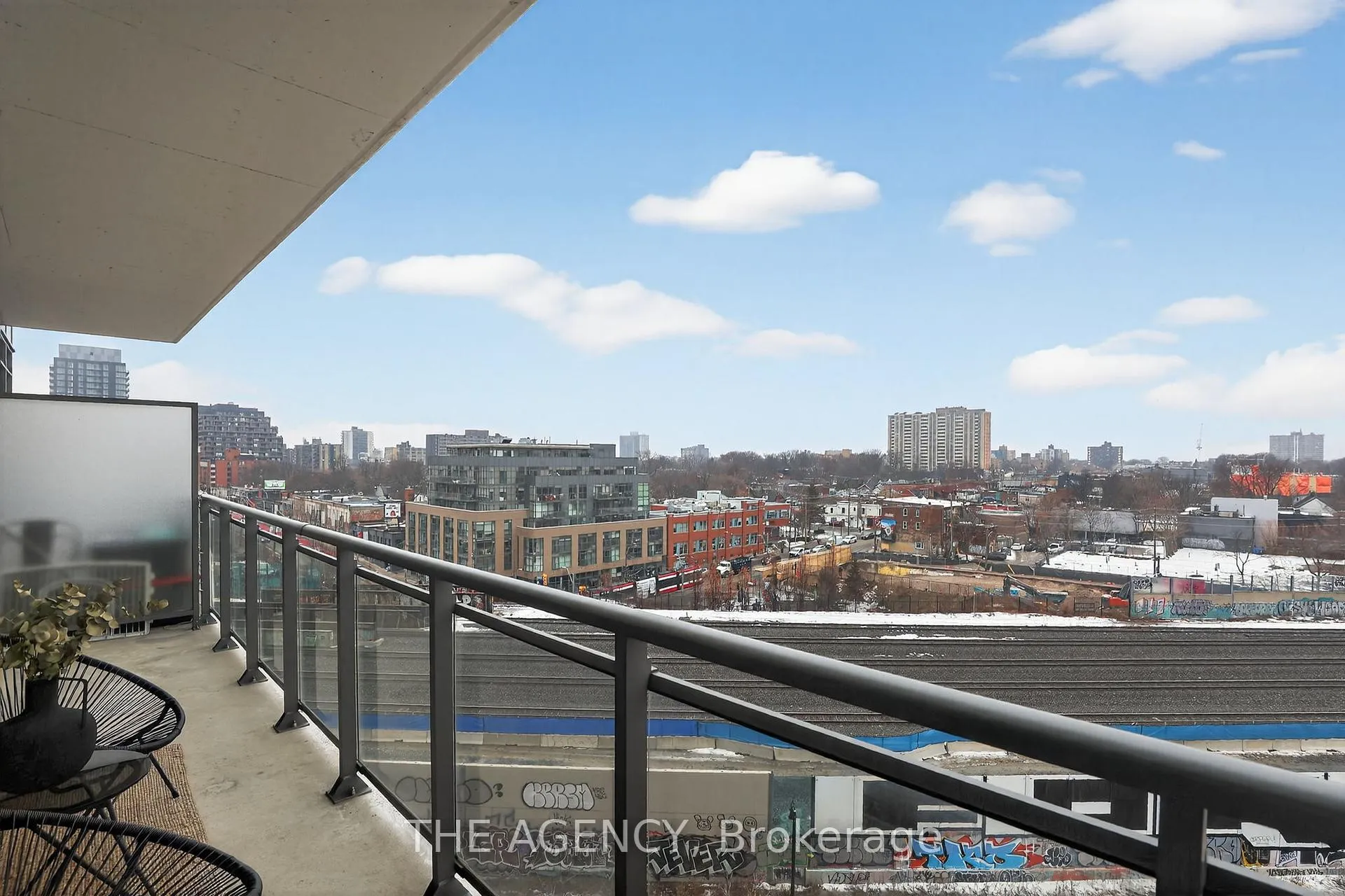 Photo 16 of Unit 710, 20 Minowan Miikan Lane, Toronto, Little Portugal — HOMEH