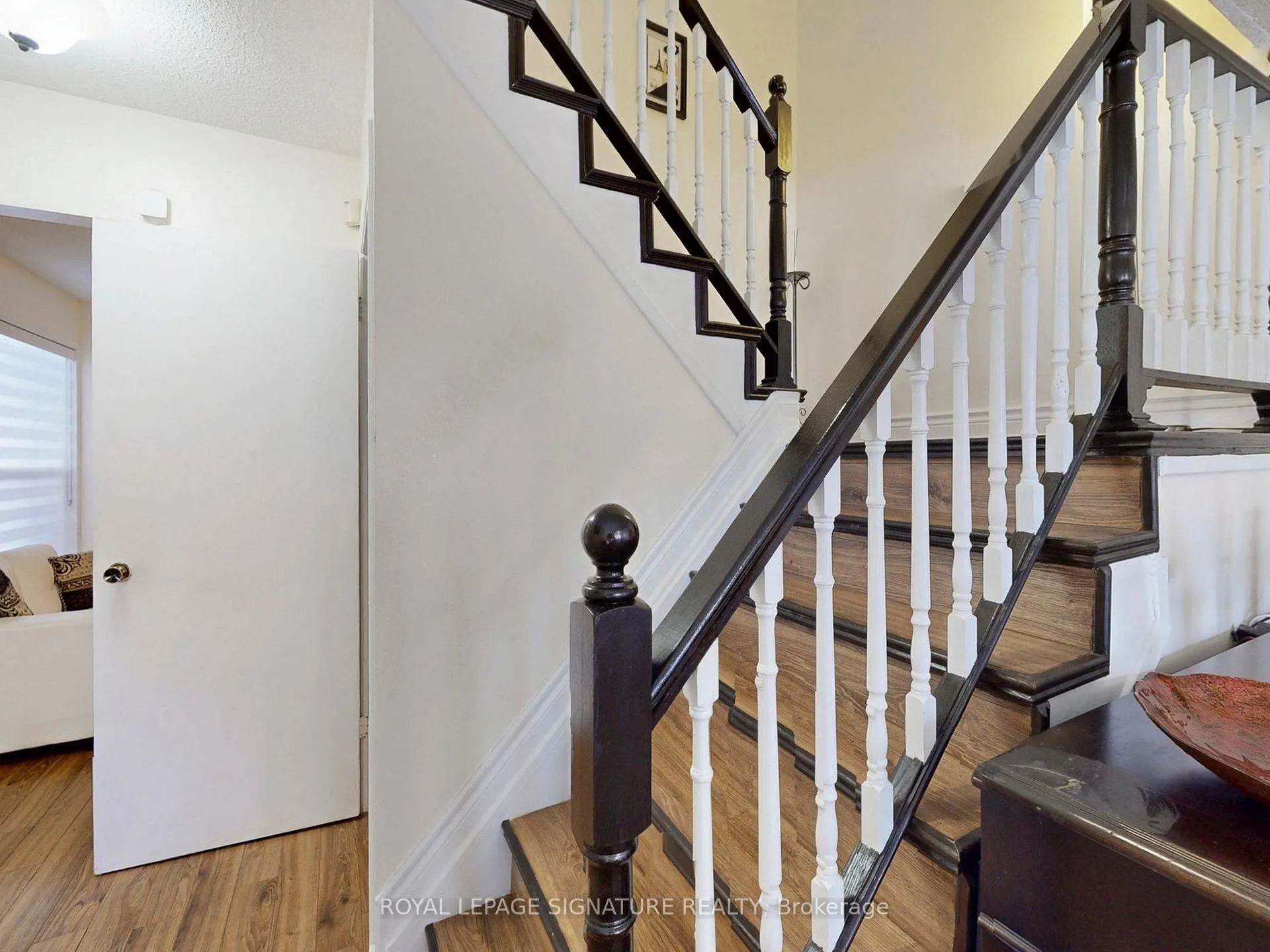 Photo 21 of 4 Fieldview Crescent, Markham, Milliken Mills West — HOMEH