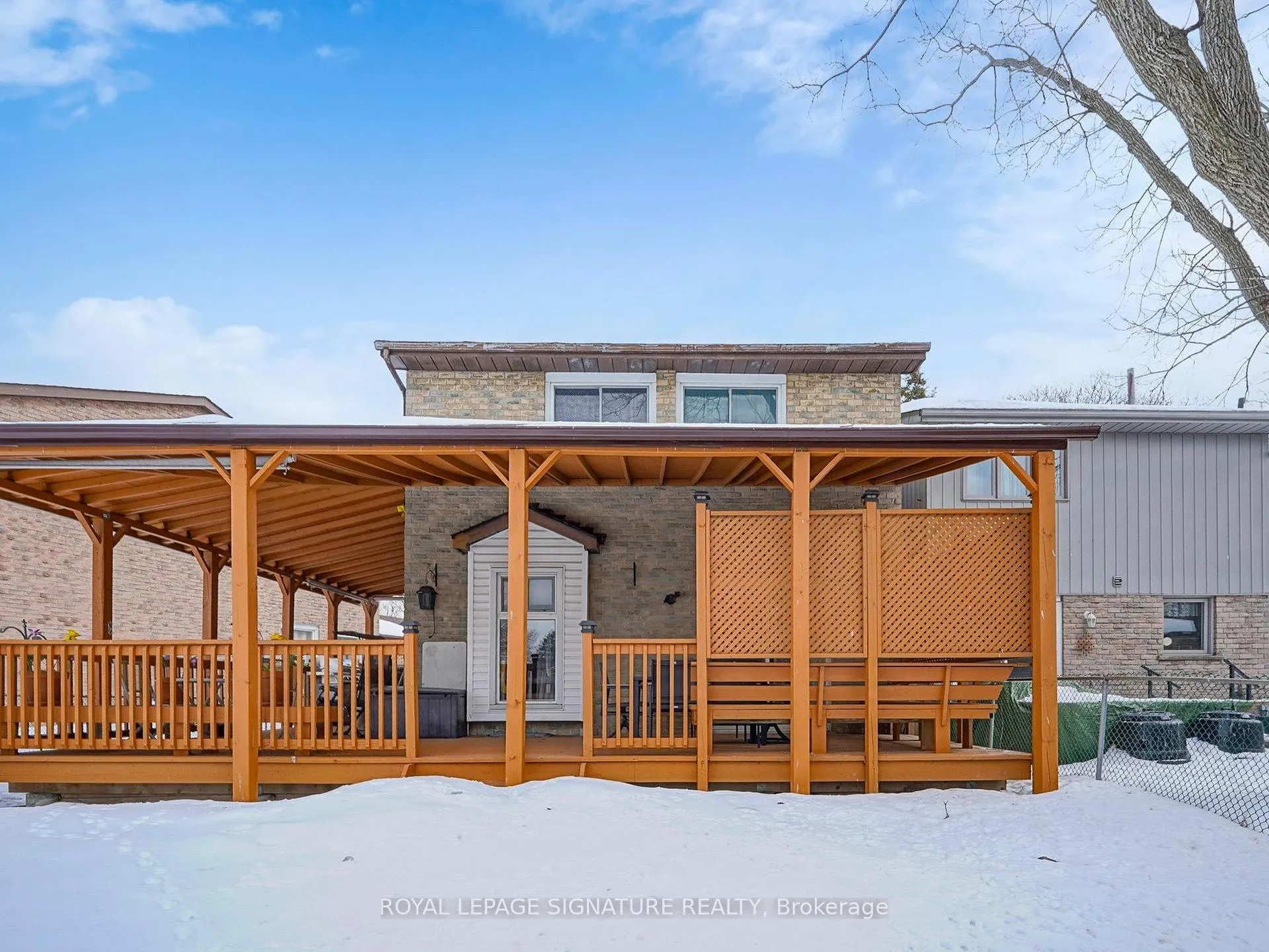 Photo 45 of 4 Fieldview Crescent, Markham, Milliken Mills West — HOMEH