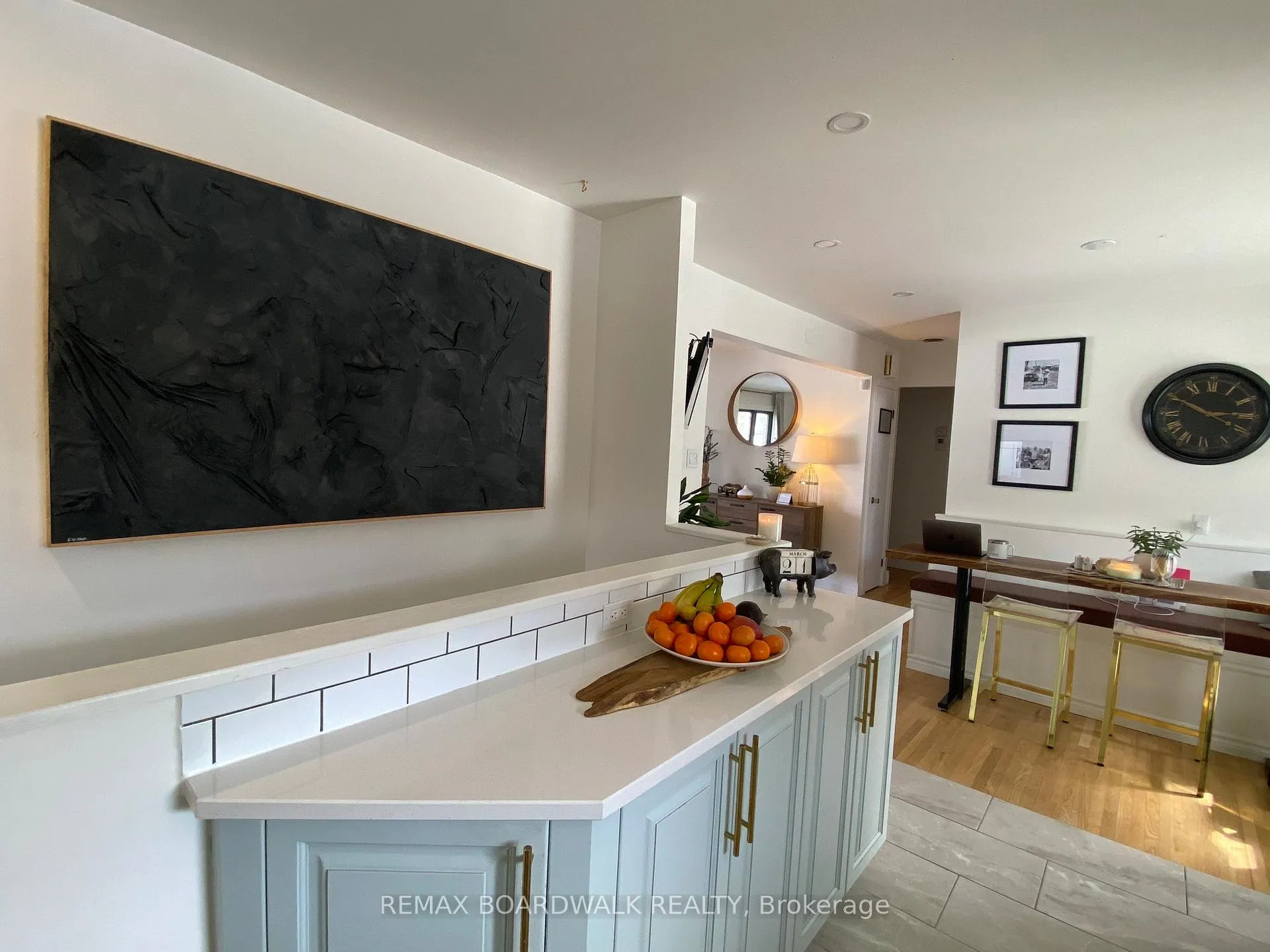 Photo 8 of 1588 Maxime Street, Ottawa, Pineview — HOMEH