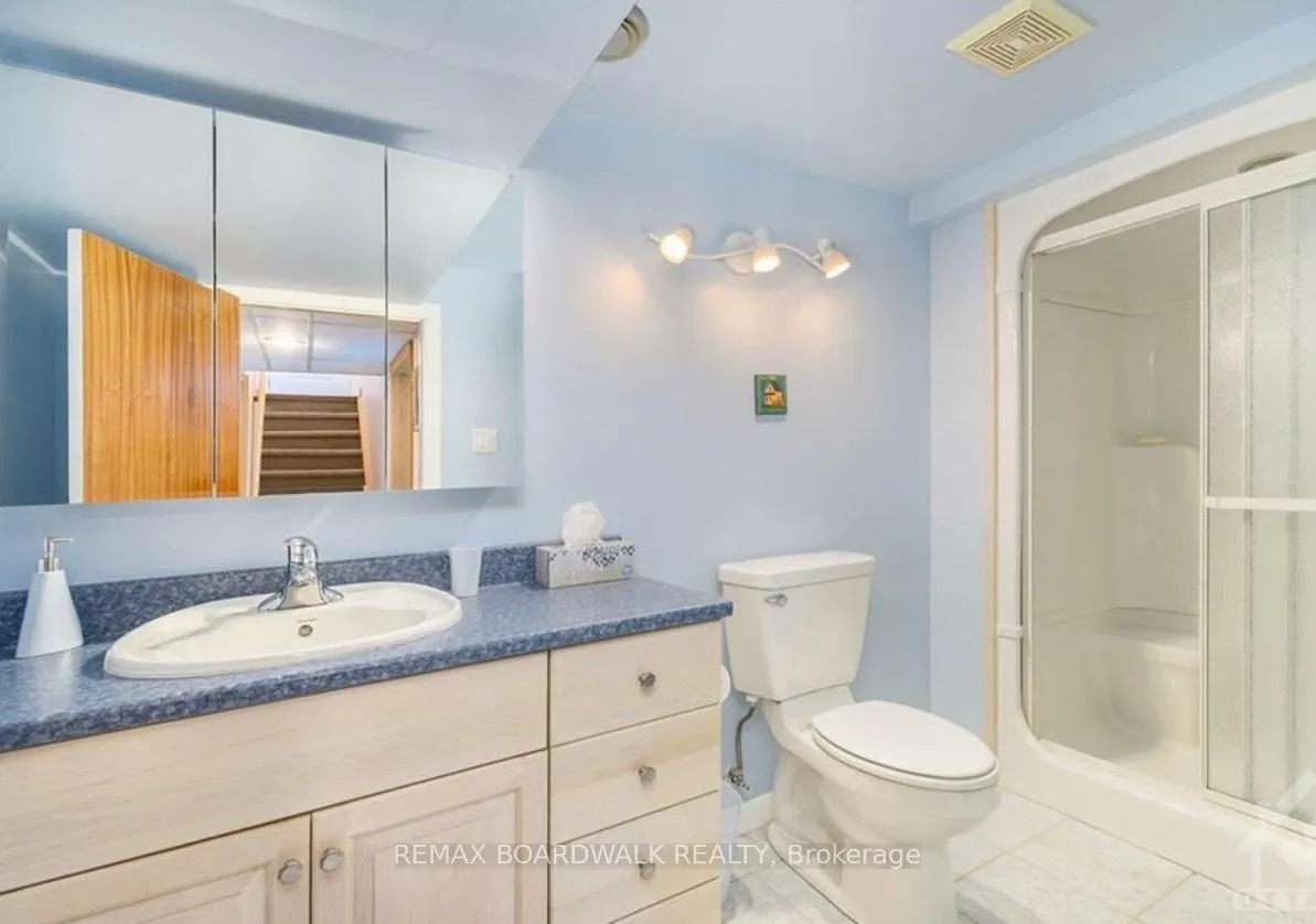 Photo 19 of 1588 Maxime Street, Ottawa, Pineview — HOMEH