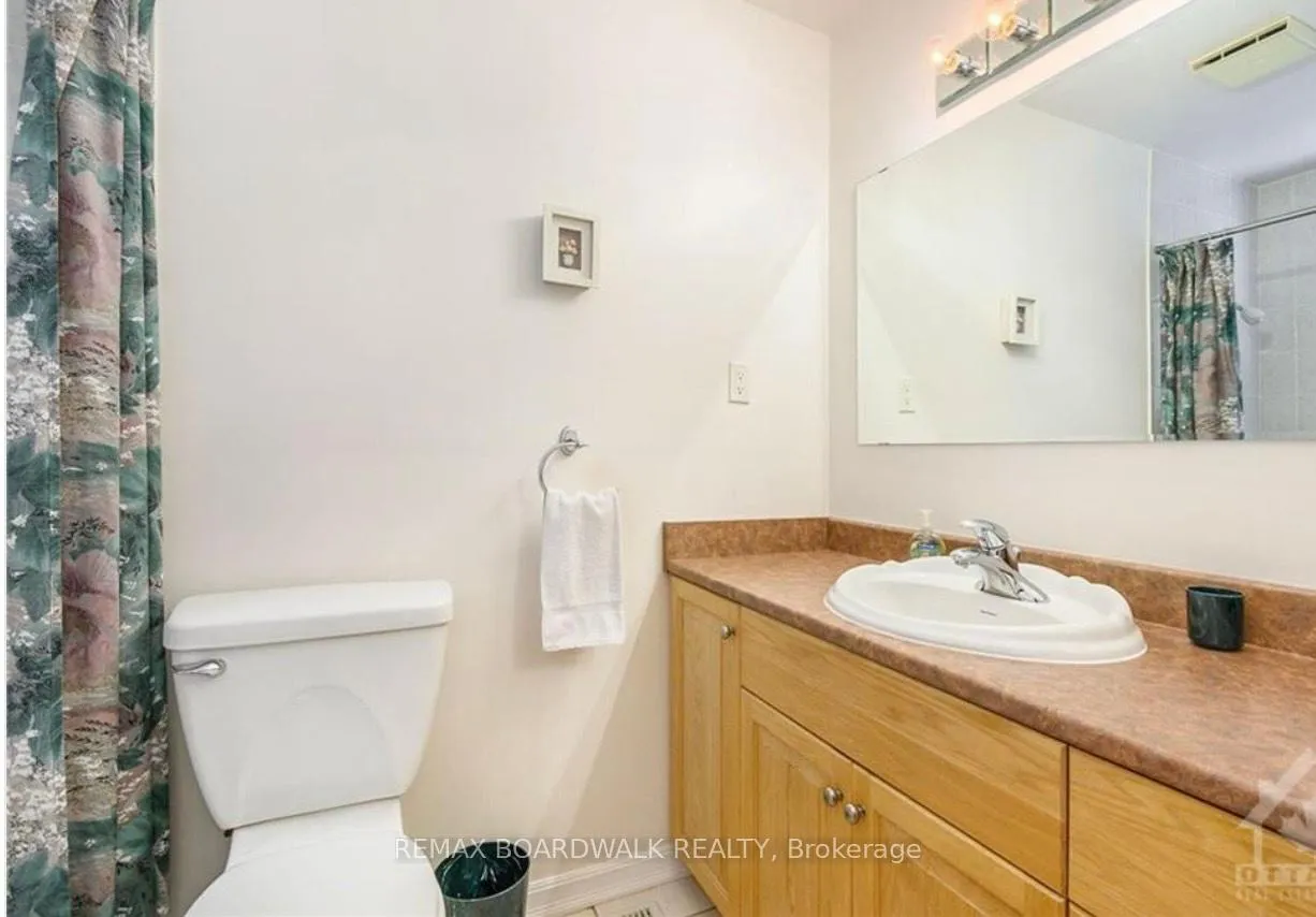 Photo 21 of 1588 Maxime Street, Ottawa, Pineview — HOMEH