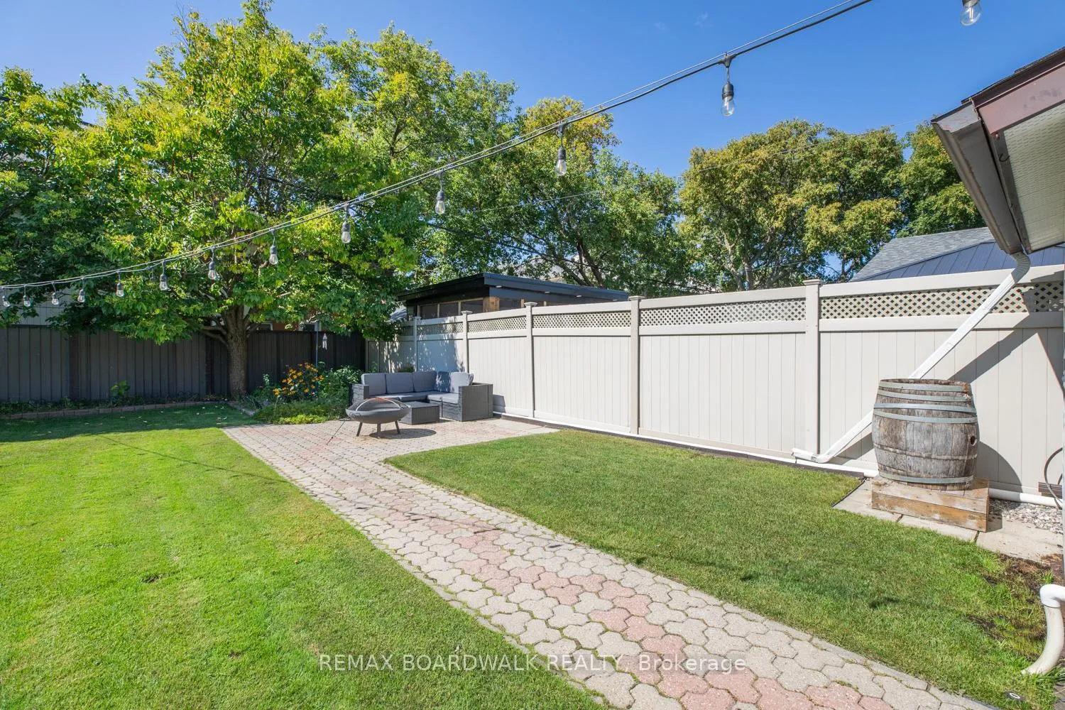 Photo 24 of 1588 Maxime Street, Ottawa, Pineview — HOMEH
