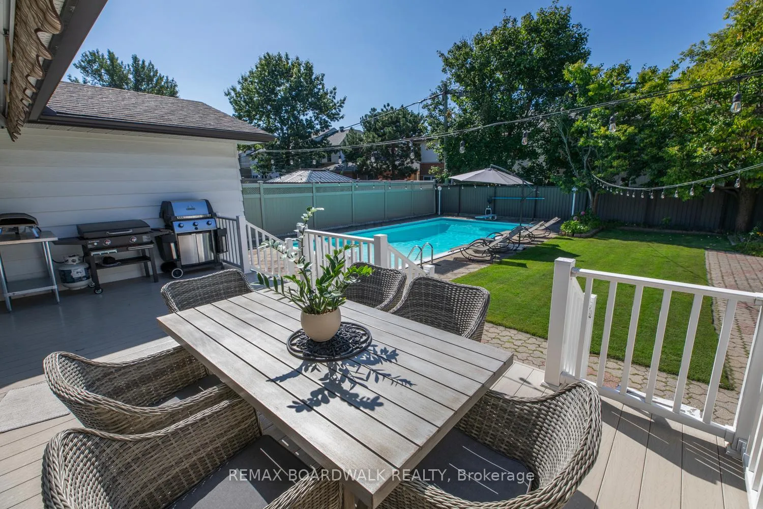 Photo 27 of 1588 Maxime Street, Ottawa, Pineview — HOMEH