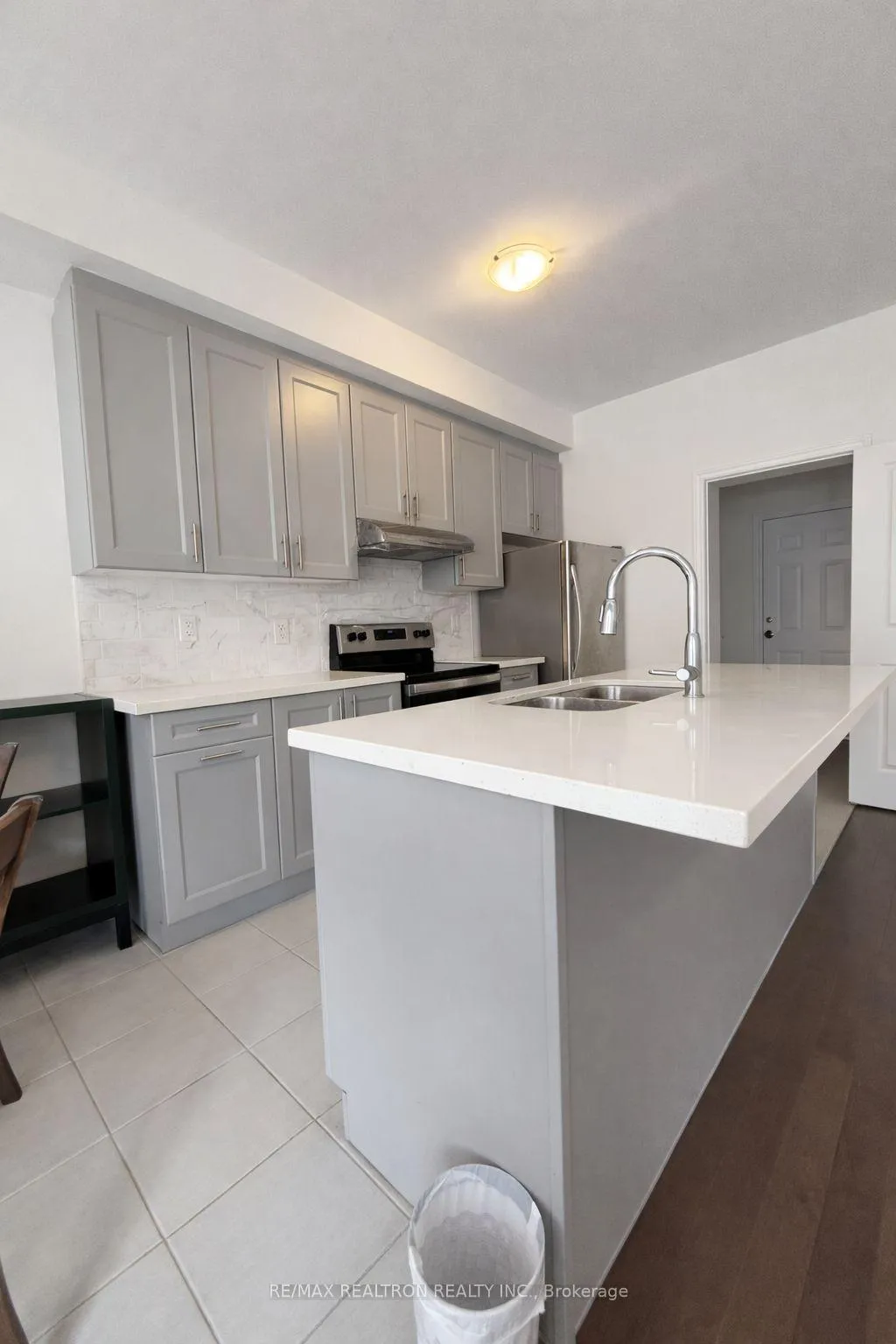 Photo 5 of 58 Harvey Bunker Crescent, Markham, Angus Glen — HOMEH