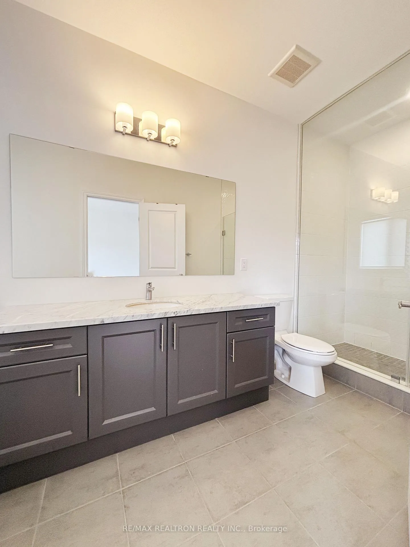 Photo 14 of 58 Harvey Bunker Crescent, Markham, Angus Glen — HOMEH