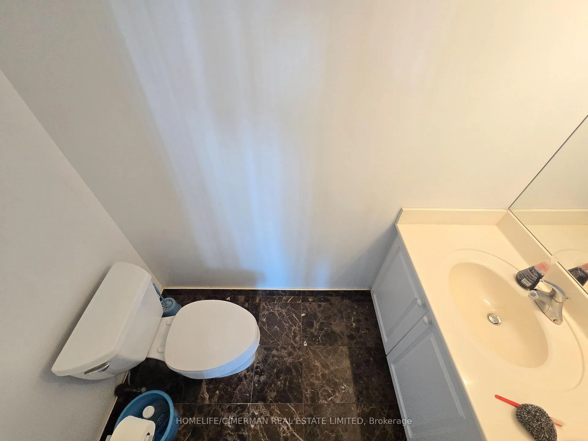Photo 8 of Unit 711, 219 Fort York Boulevard, Toronto, Niagara — HOMEH